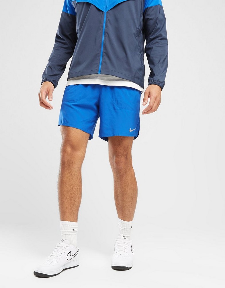 Krótkie spodenki, szorty męskie NIKE SZORTY M NK DF STRIDE 7IN BF SHRT DM4761-480 Niebieski