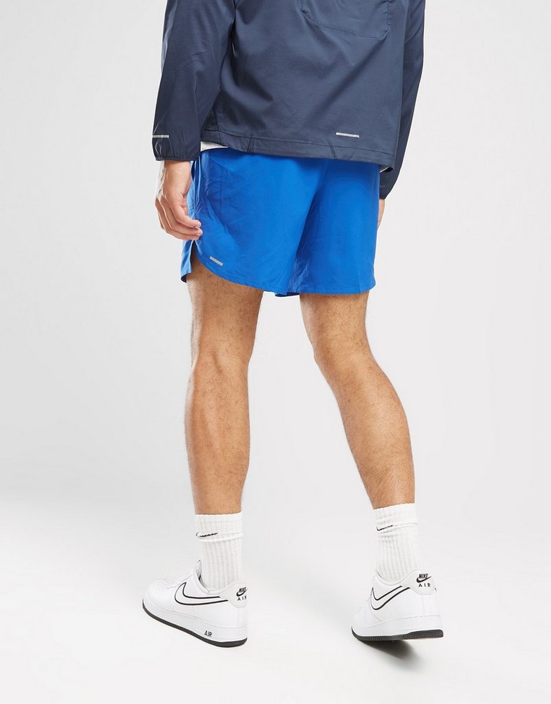 Krótkie spodenki, szorty męskie NIKE SZORTY M NK DF STRIDE 7IN BF SHRT DM4761-480 Niebieski