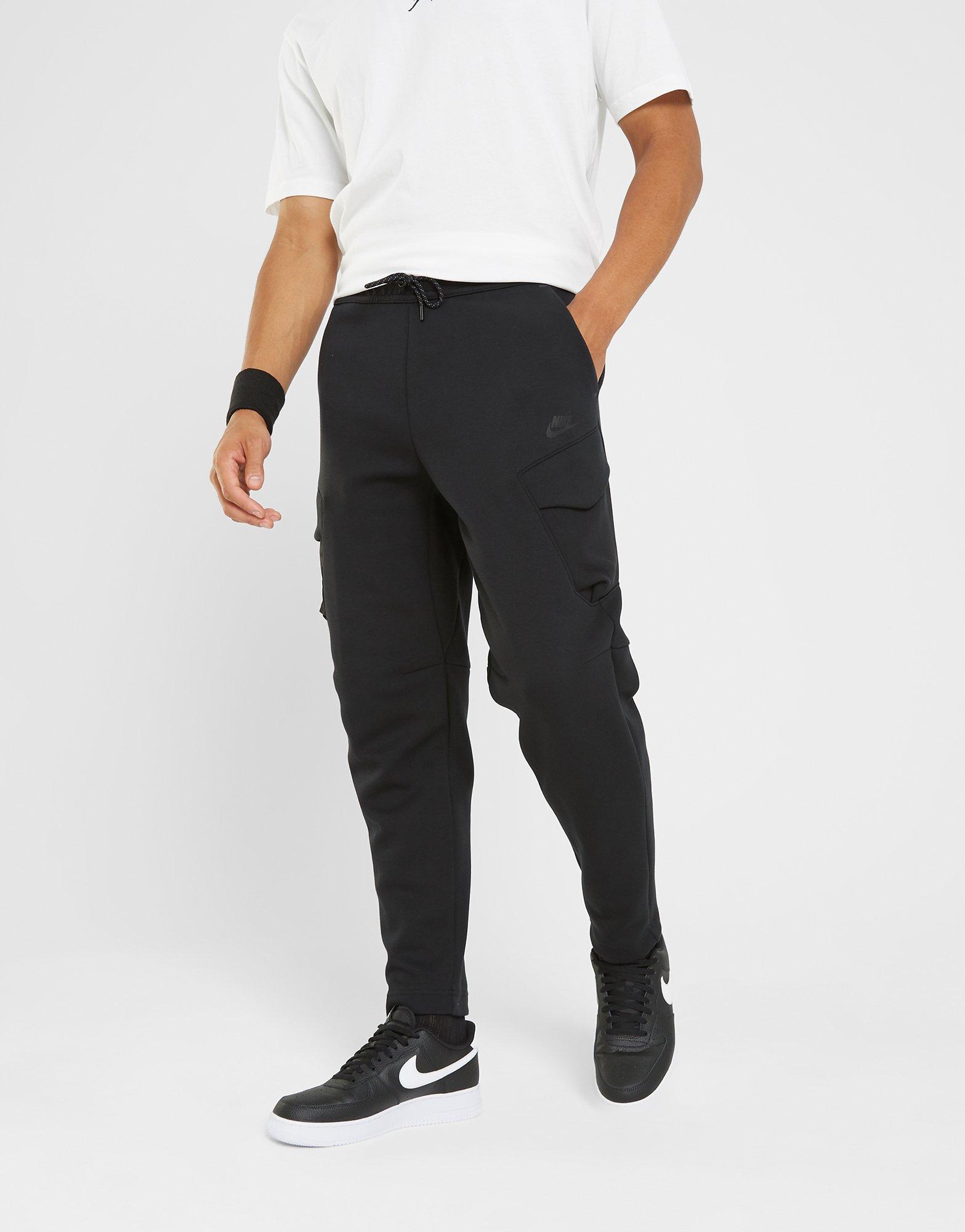 Мъжки панталони NIKE ПАНТАЛОНИ M NSW TECH FLC UTILITY PANT DM6453-010 Черен
