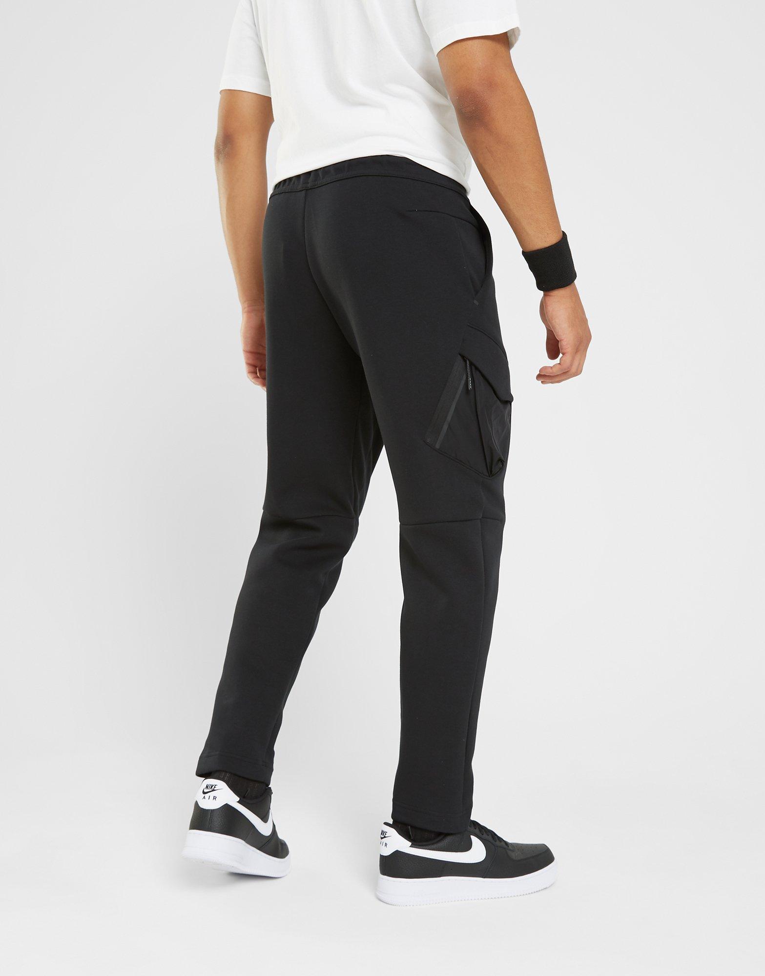 Мъжки панталони NIKE ПАНТАЛОНИ M NSW TECH FLC UTILITY PANT DM6453-010 Черен