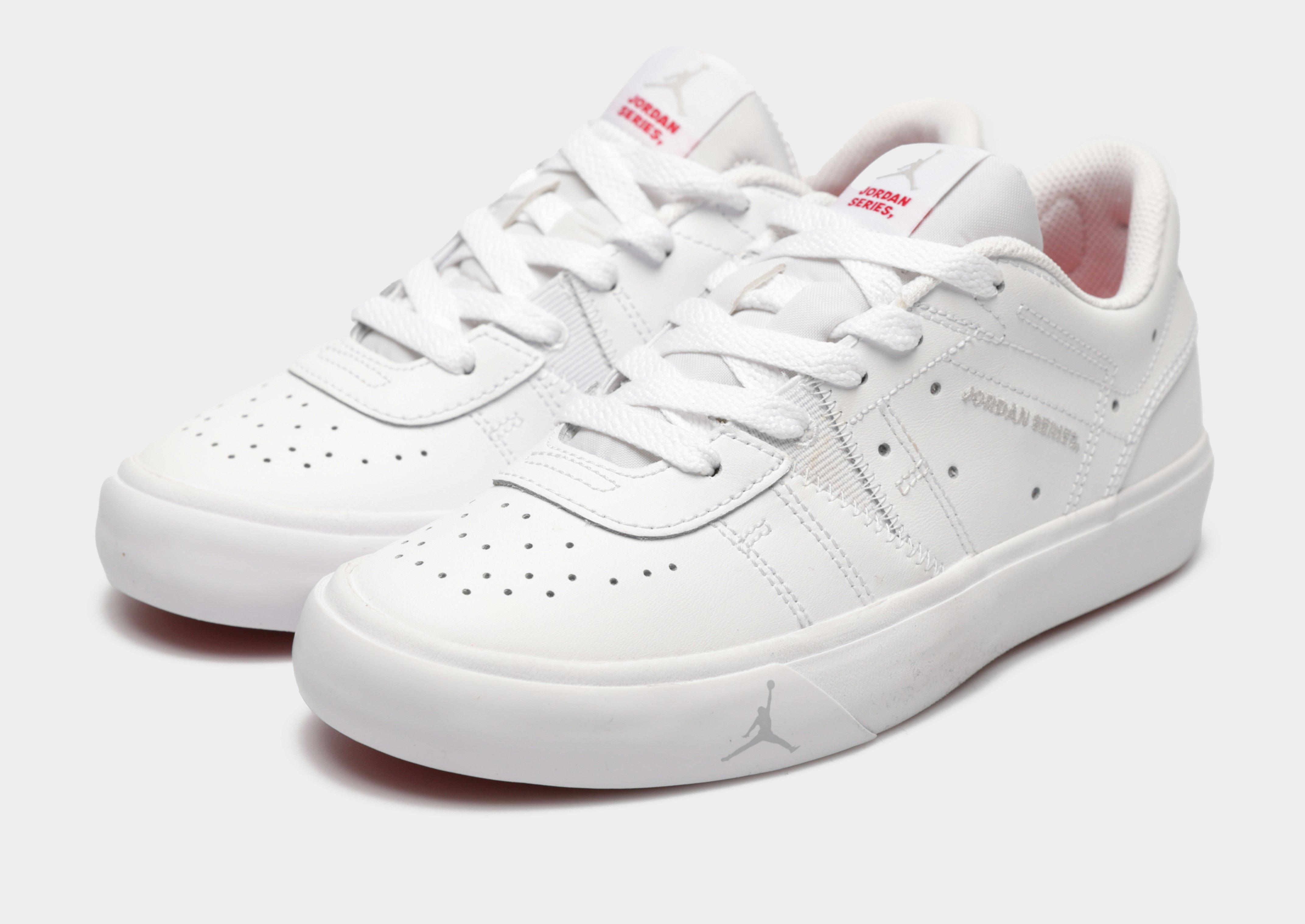 Kedai moterims WMNS JORDAN SERIES ES DN1857-100 Pilka