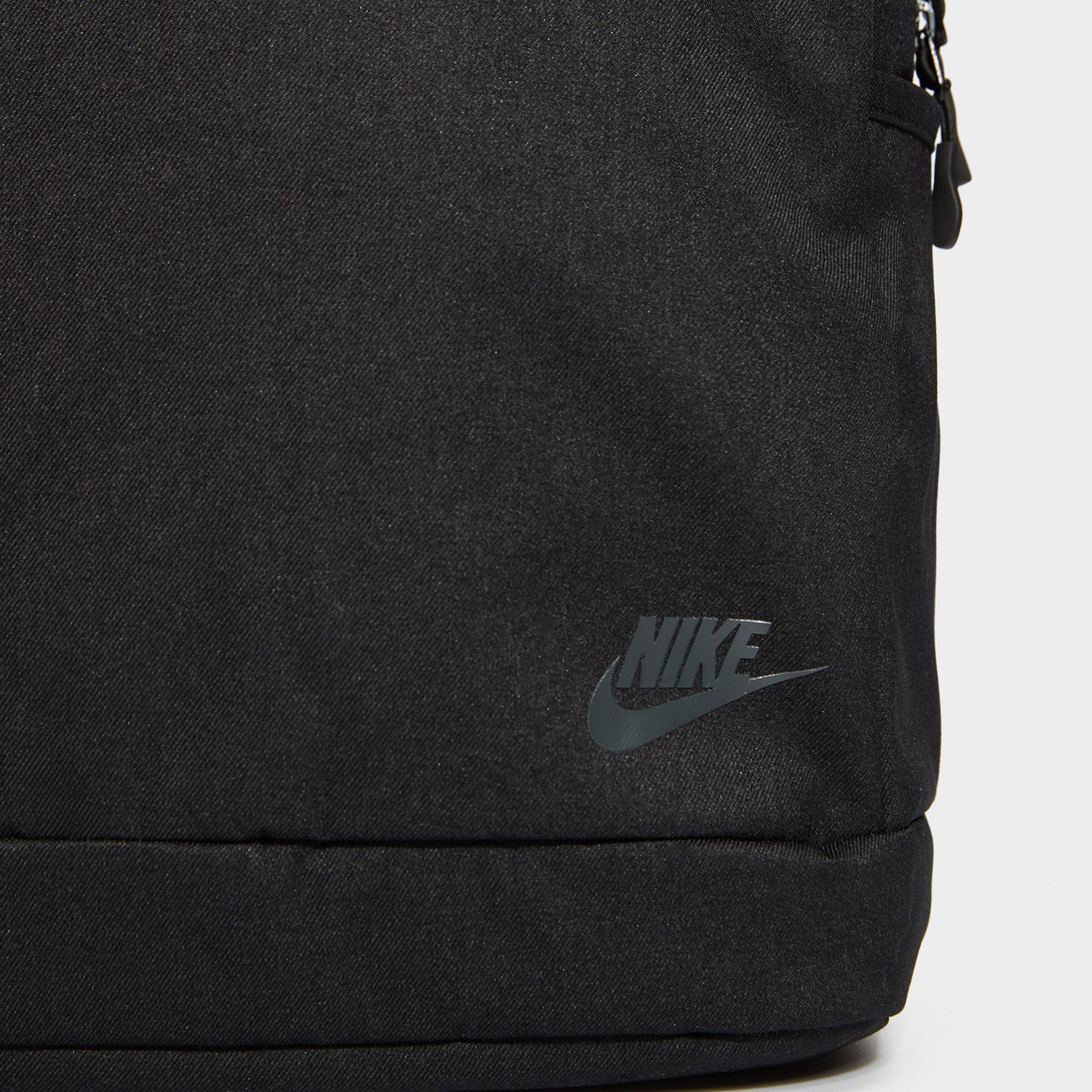 Мъжка раница NIKE РАНИЦА NK ELMNTL PRM BKPK