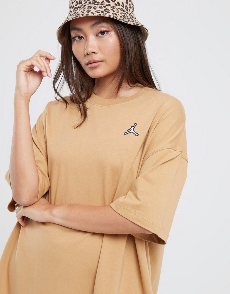 Sukienka damska SUKIENKA W JORDAN ESSEN T SHIRT DRESS DO5051-722 Beżowy