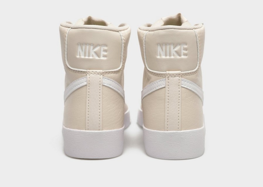 Жіночі кросівки NIKE BLAZER MID '77 NEXT NATURE DQ4124-106 Бежевий