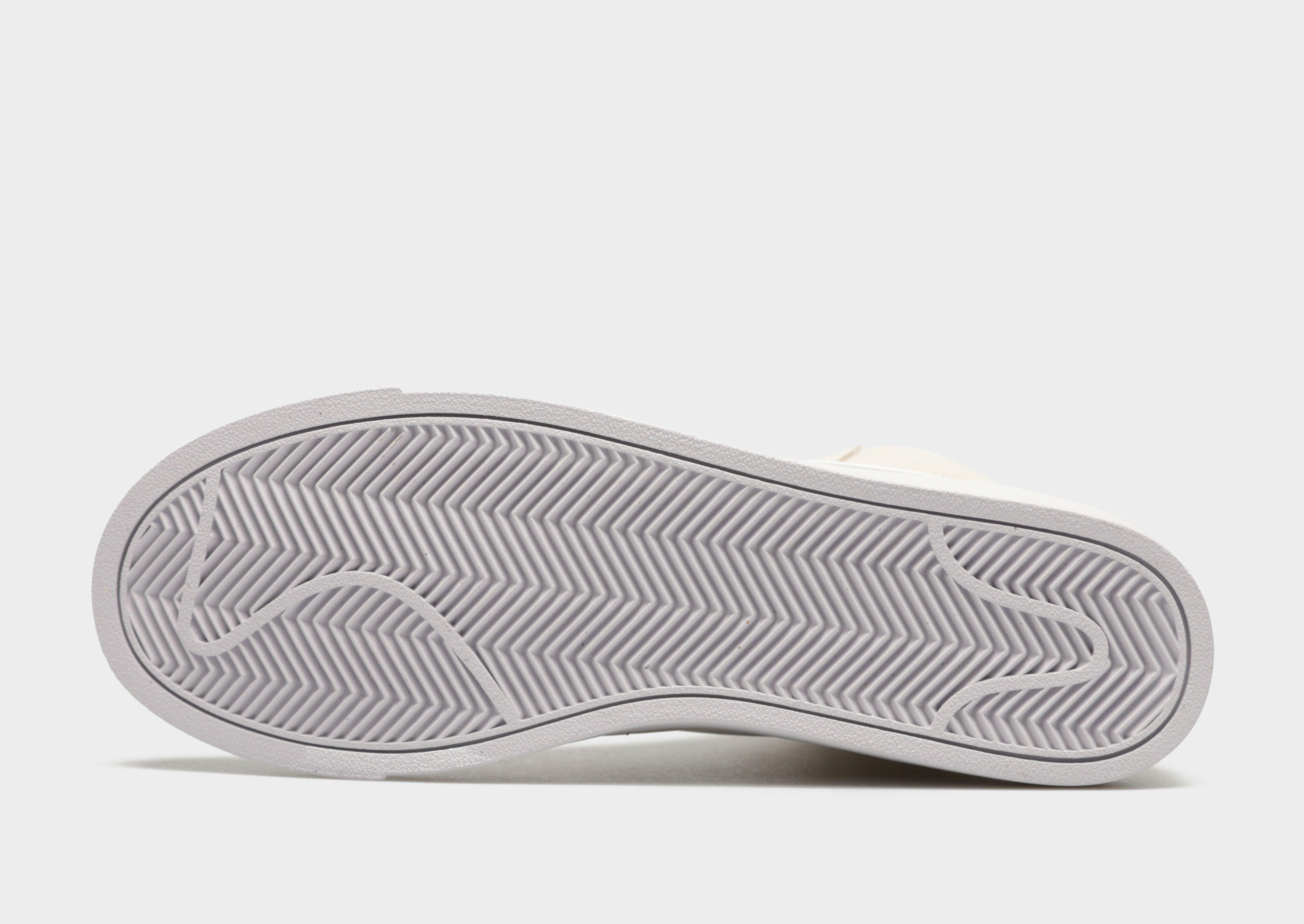 Adidași de damă NIKE BLAZER MID '77 NEXT NATURE DQ4124-106 Bej