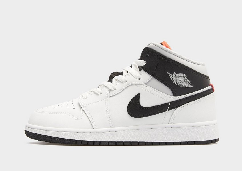 Jordan Air 1 Mid Bg