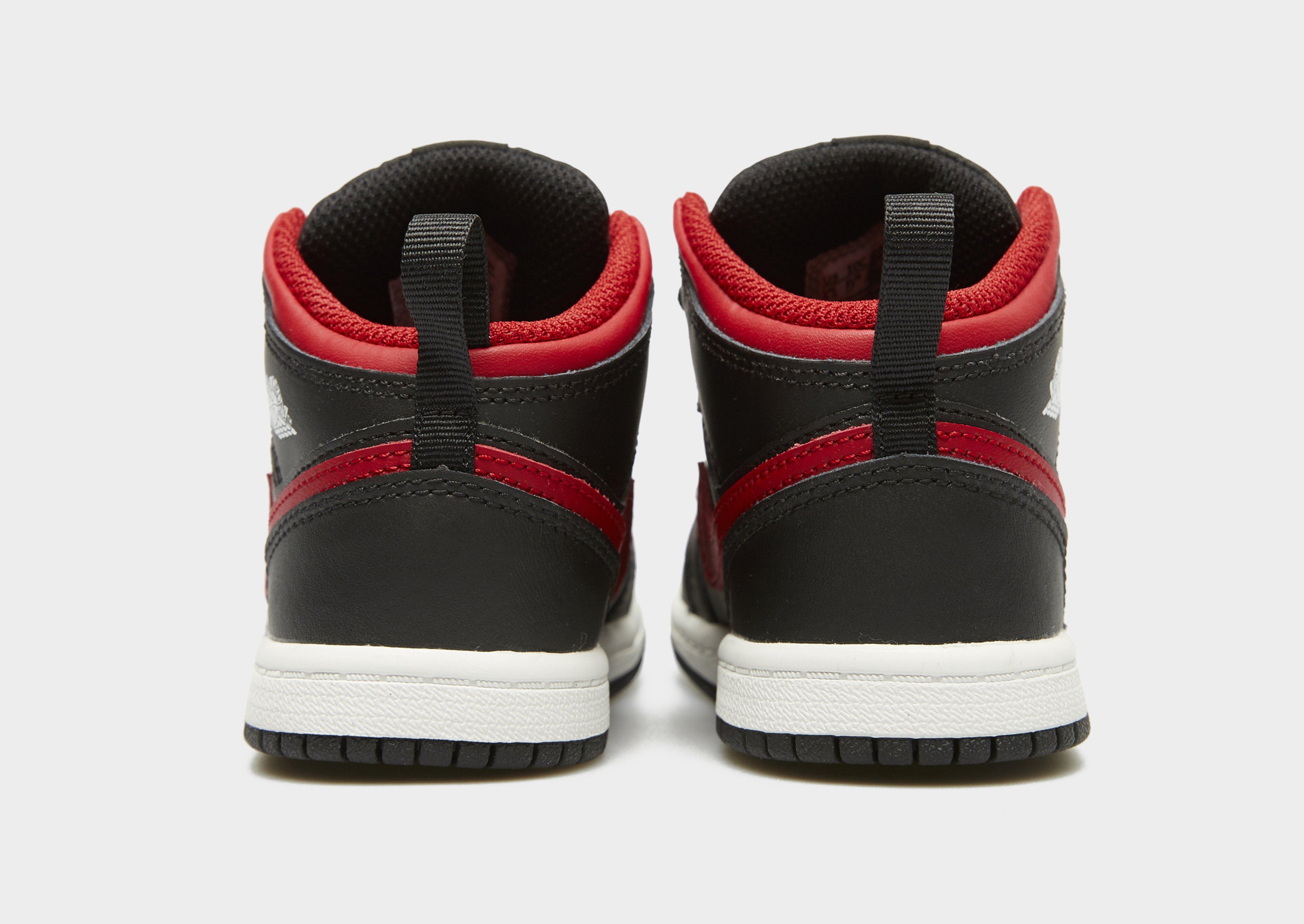Jordan 1 Mid