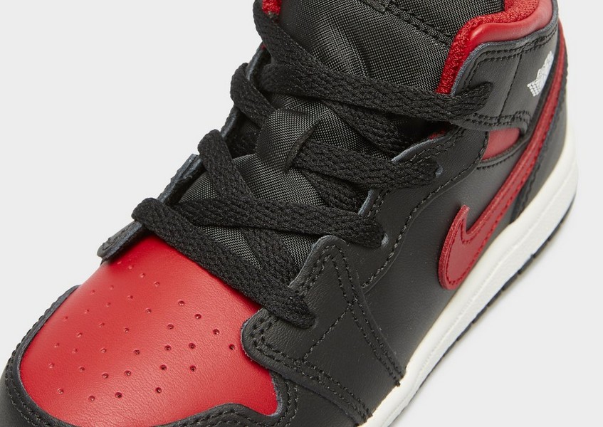 Jordan 1 Mid
