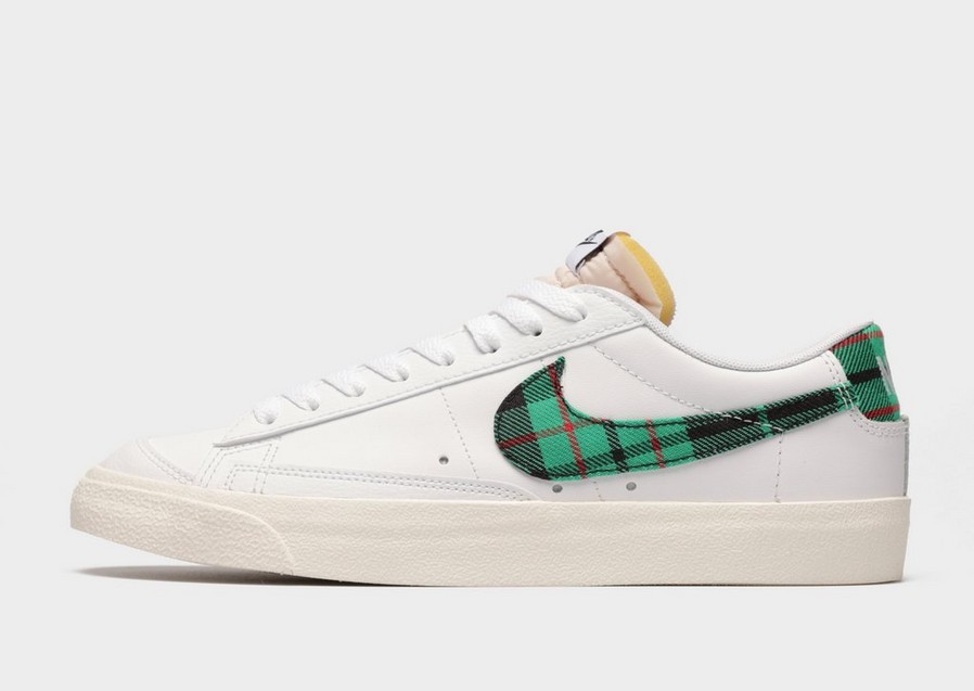 Férfi sneakers NIKE BLAZER LOW '77 PREMIUM DV0801-100 Fehér