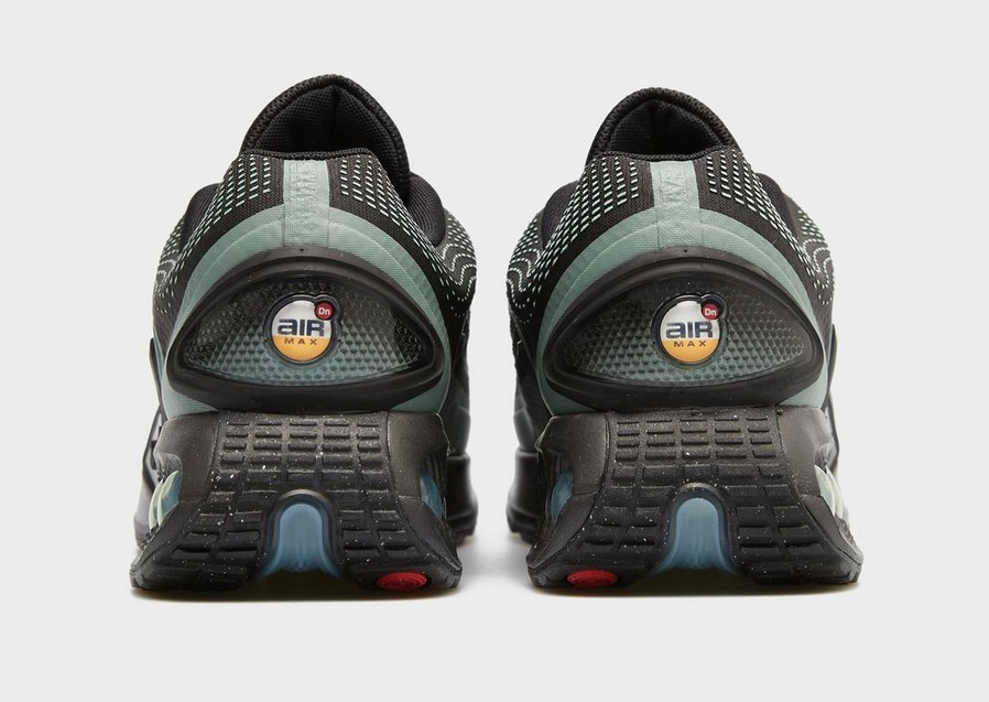 Kedai vyrams NIKE AIR MAX DN DV3337-023 Juoda