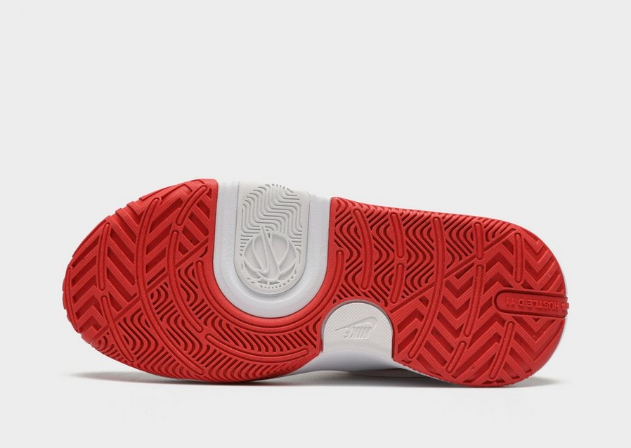 Buty sneakersy dla dzieci NIKE TEAM HUSTLE D 11 GS DV8996-102 Biały