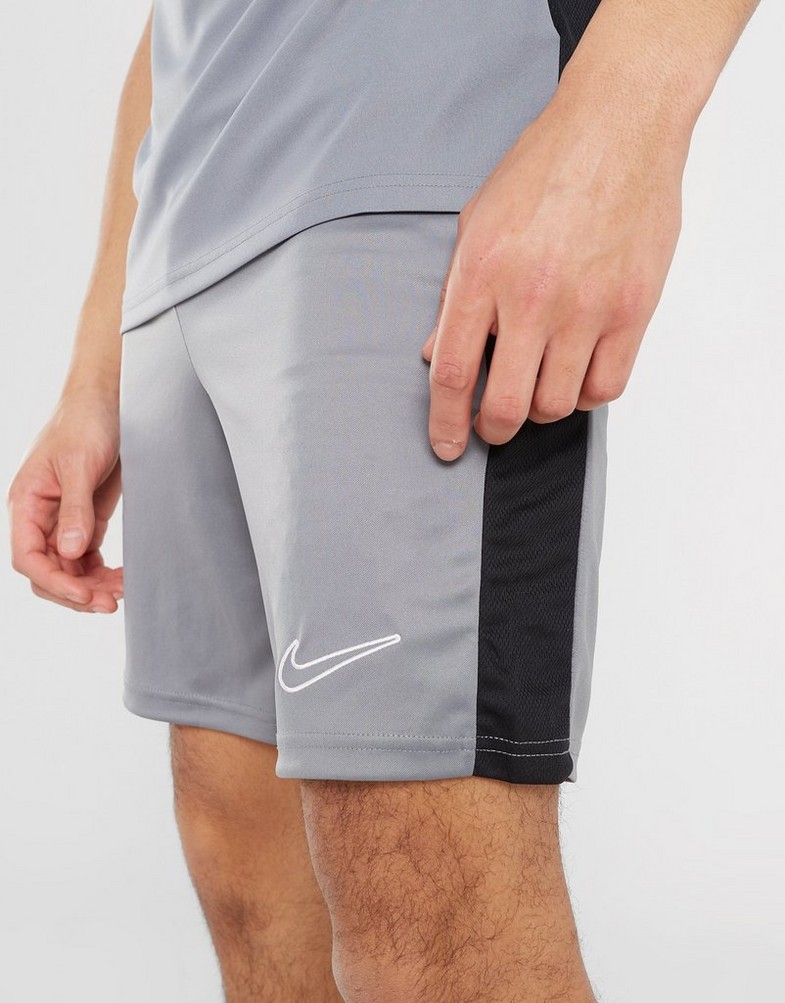Pantaloni scurți pentru bărbați NIKE PANTALONI SCURȚI ACAD23 SHT COOL GREY SHORTS DV9742-065 Gri