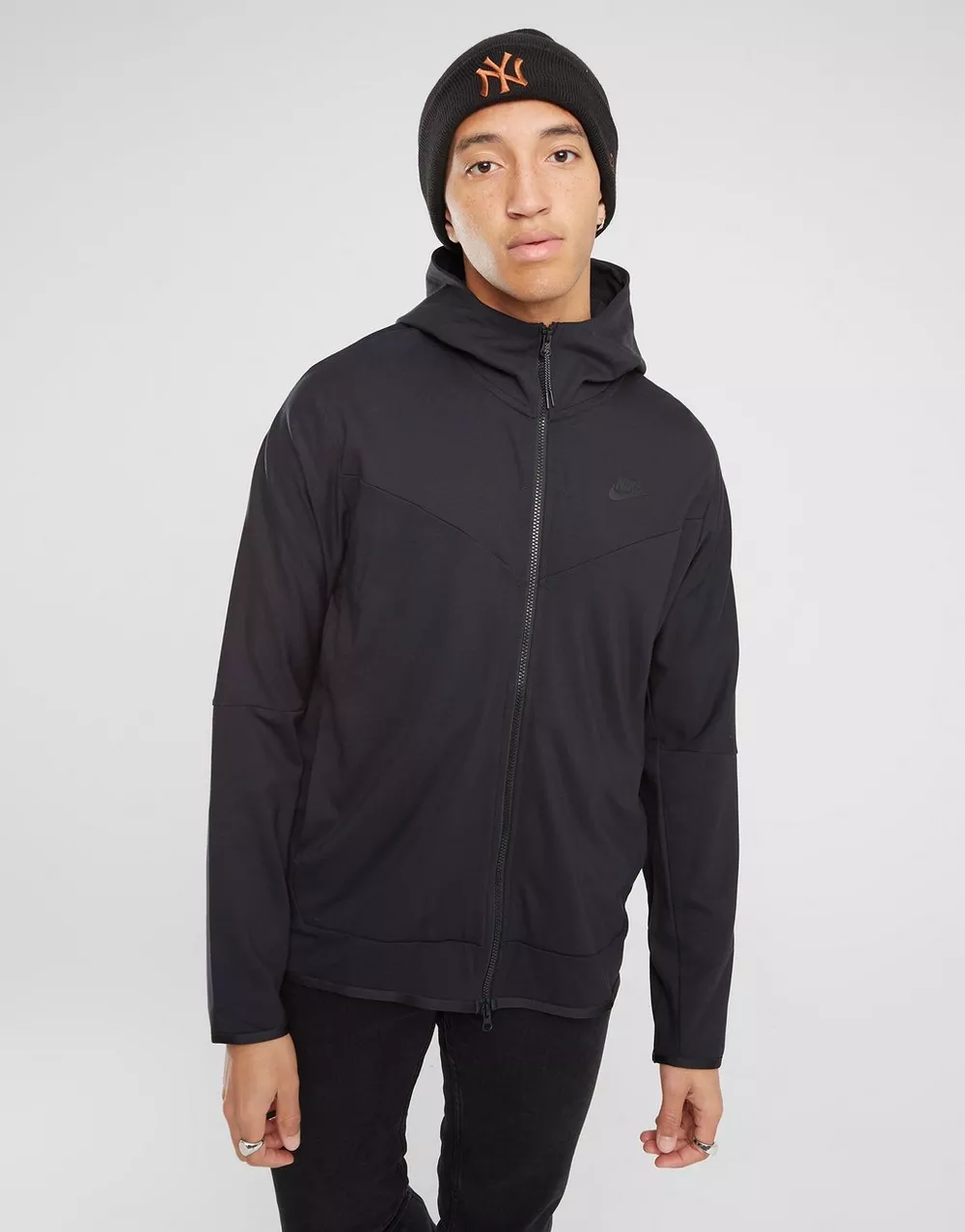NIKE КОФТА НА БЛИСКАВЦІ З КАПЮШОНОМ TECH FZ LIGHT, фото 1 з 5