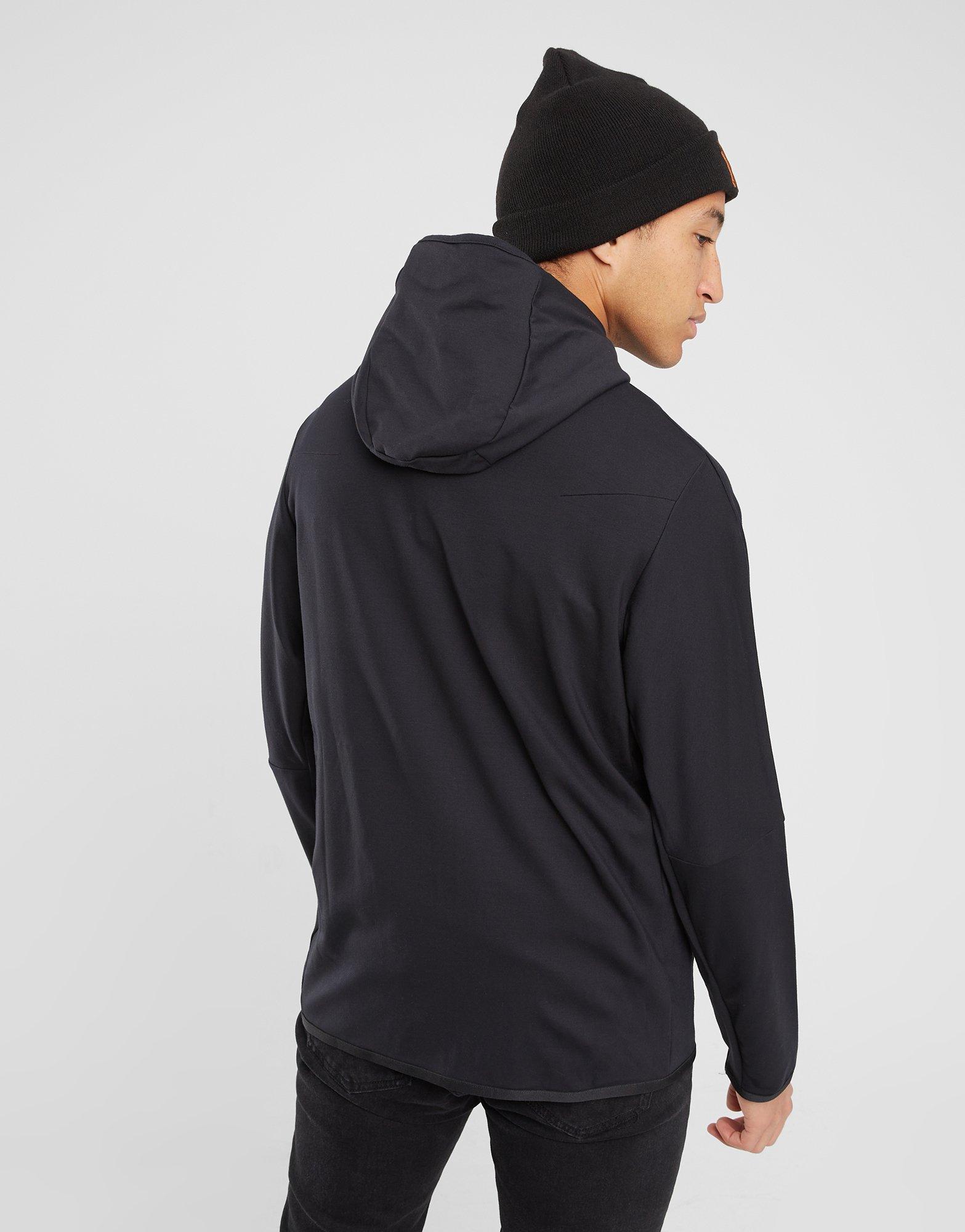 Férfi pulóverek NIKE PULÓVER CIPZÁRAS KAPUCNIS TECH FZ LIGHT DX0822-010 Fekete