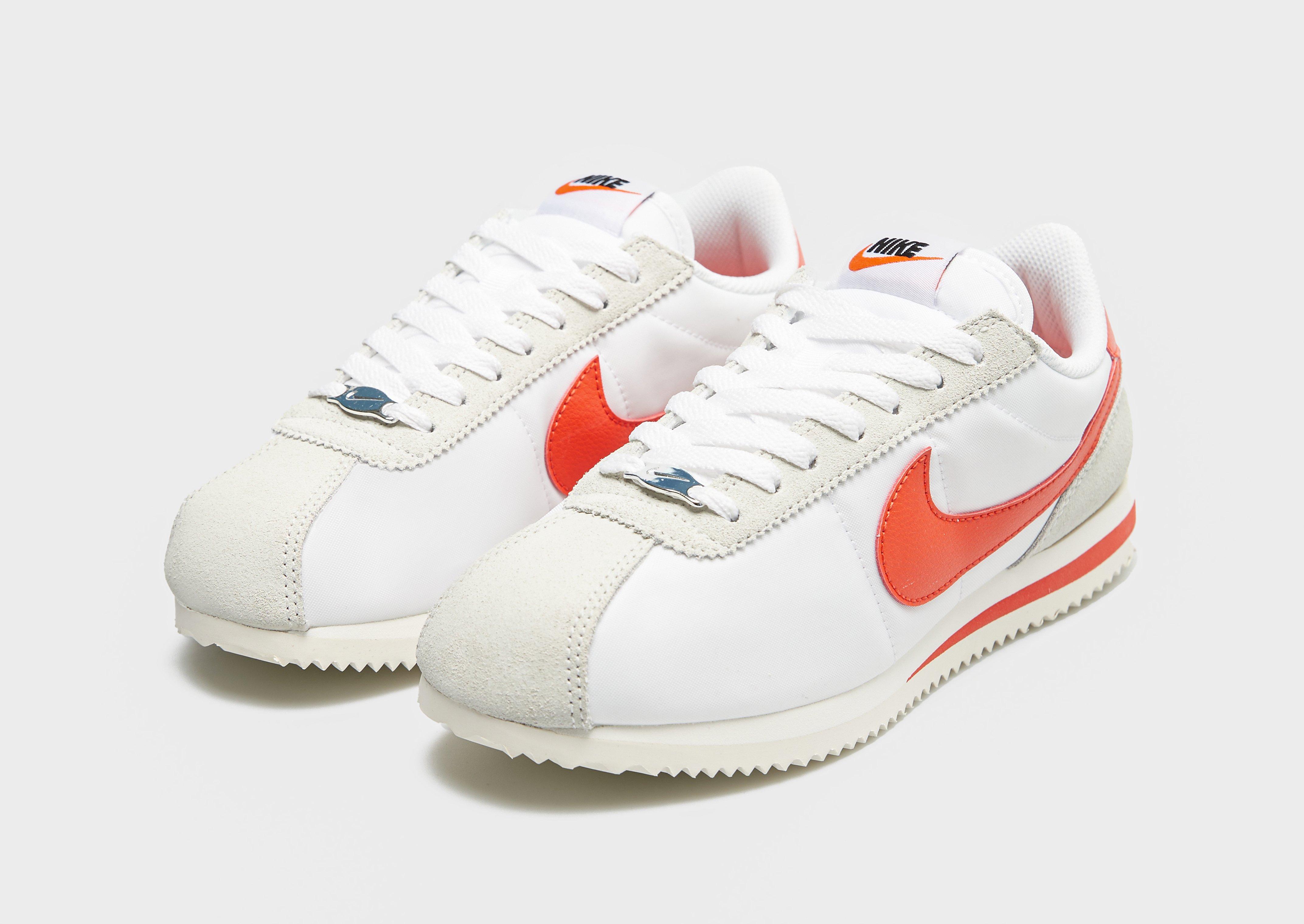 Buty sneakersy damskie NIKE W CORTEZ TXT DZ2795-104 Biały