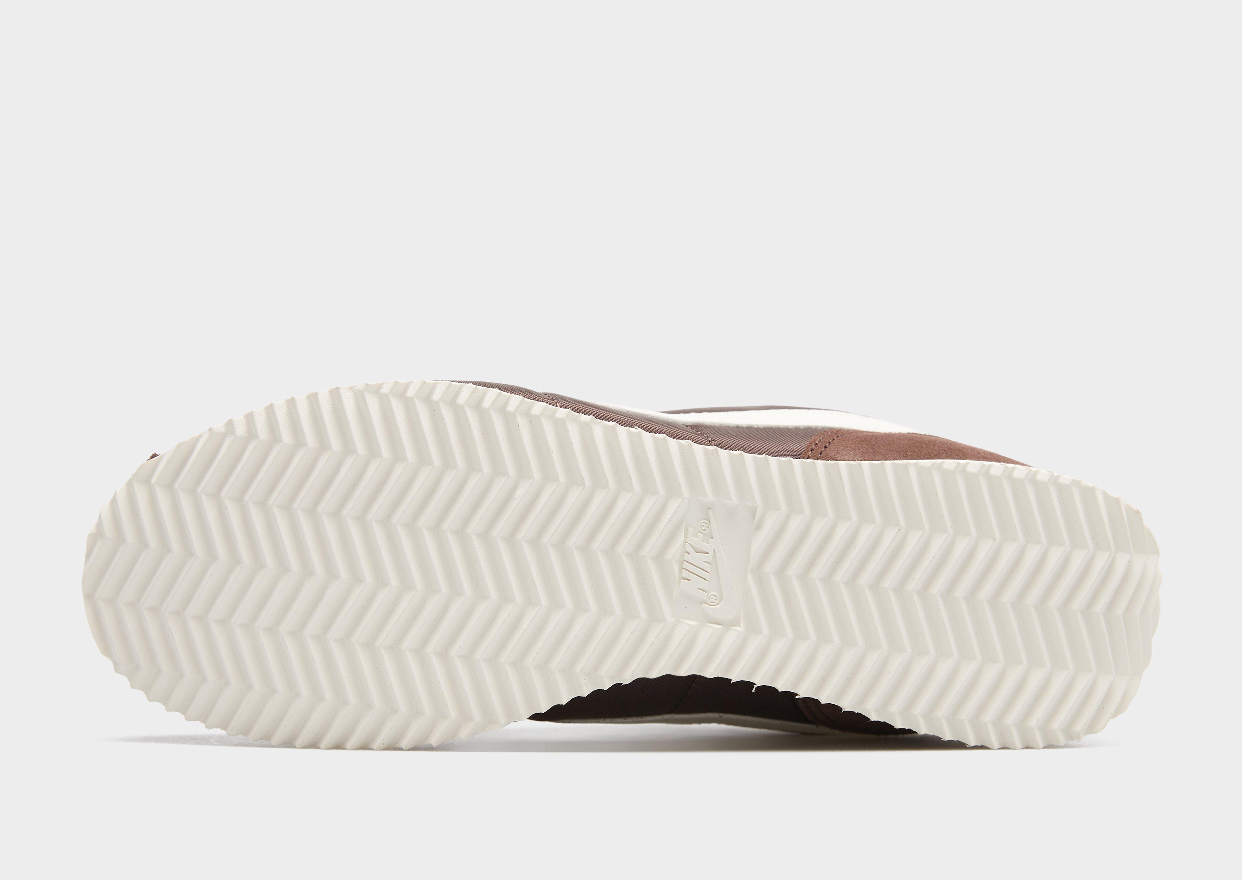 Adidași de damă NIKE W CORTEZ TXT DZ2795-200 Maro