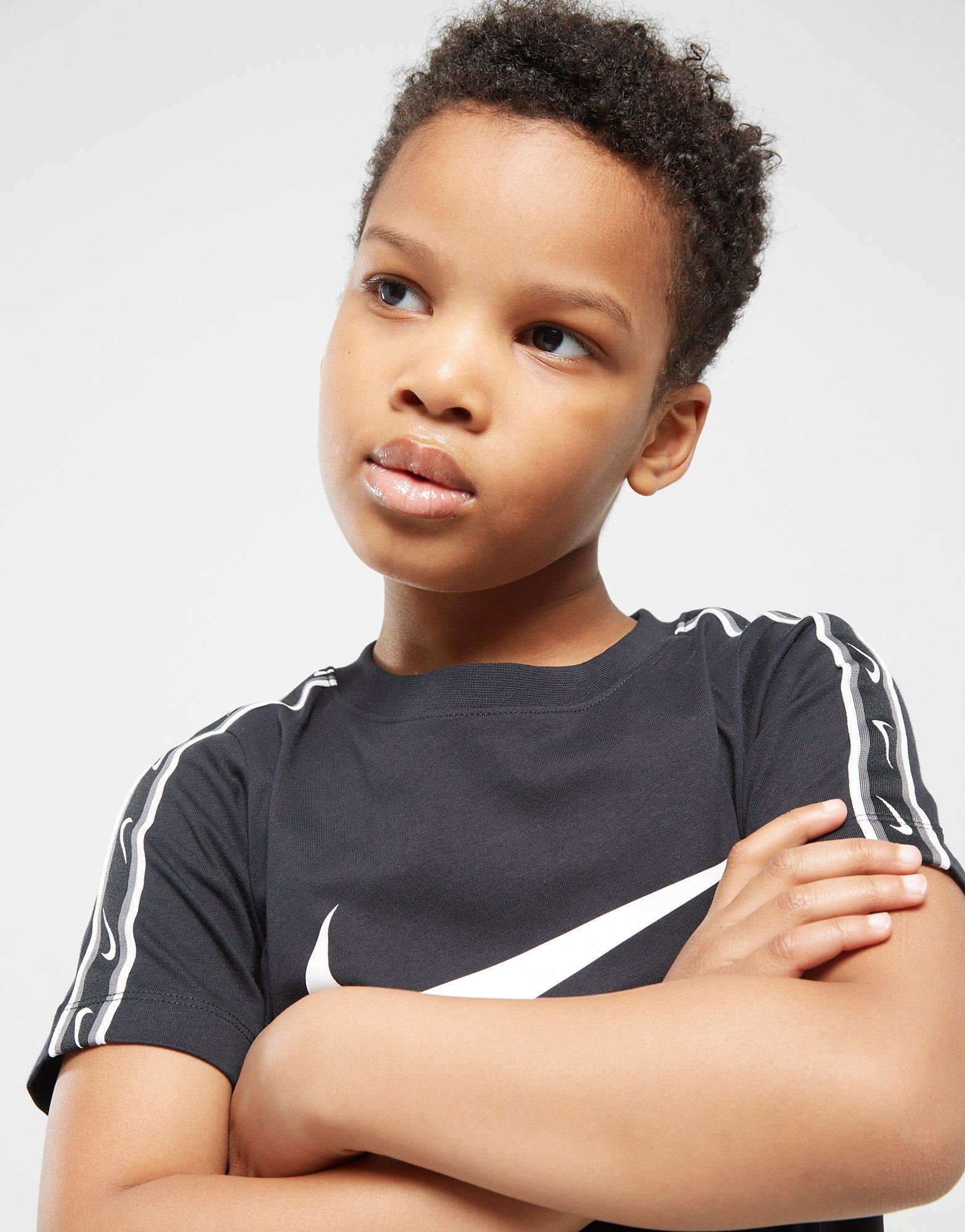 Дитячі футболки NIKE ФУТБОЛКА B NSW REPEAT SW SS TEE DZ5628-014 Білий