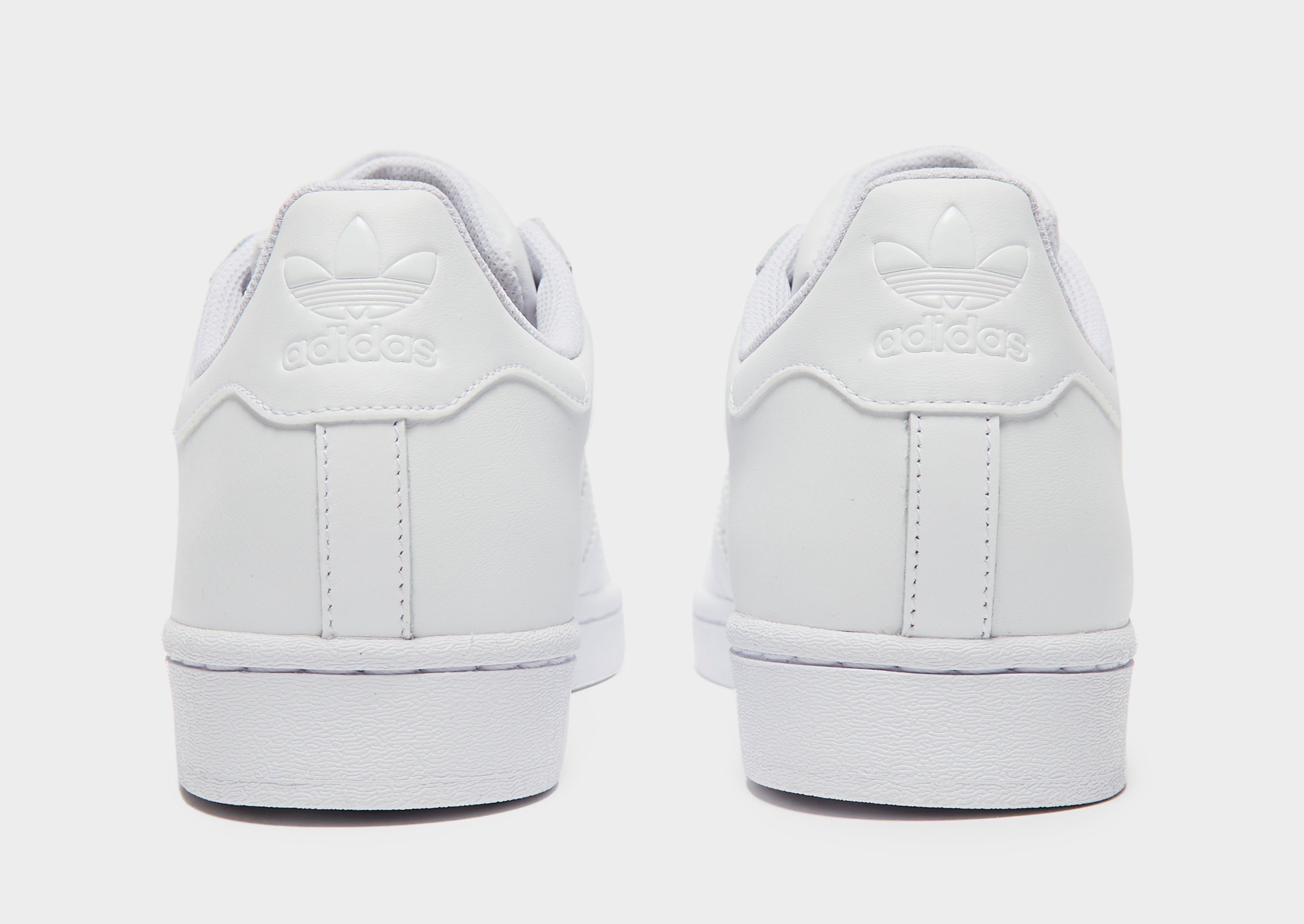 Дамски обувки ADIDAS SUPERSTAR EG4960 Бял