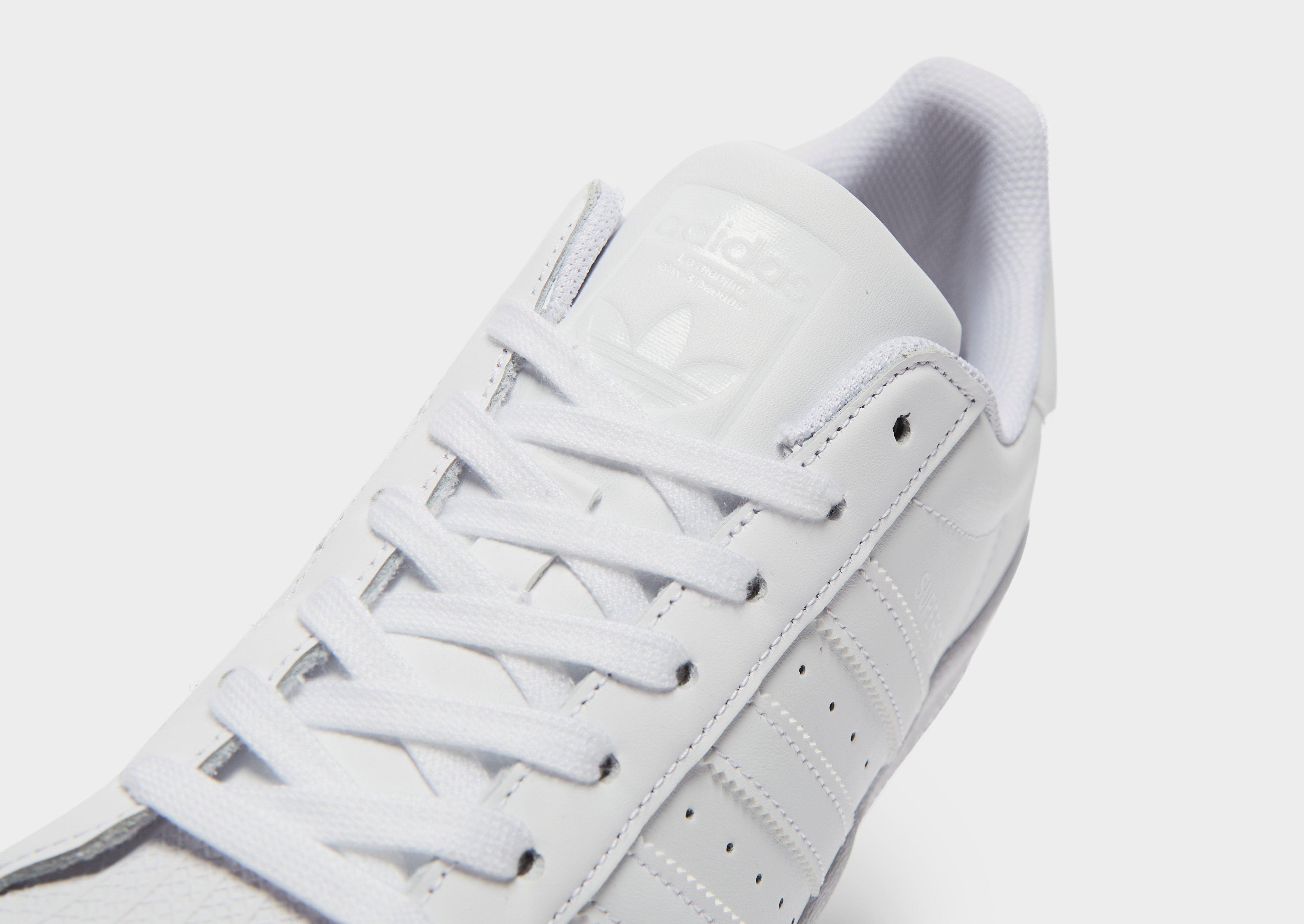 Дамски обувки ADIDAS SUPERSTAR EG4960 Бял