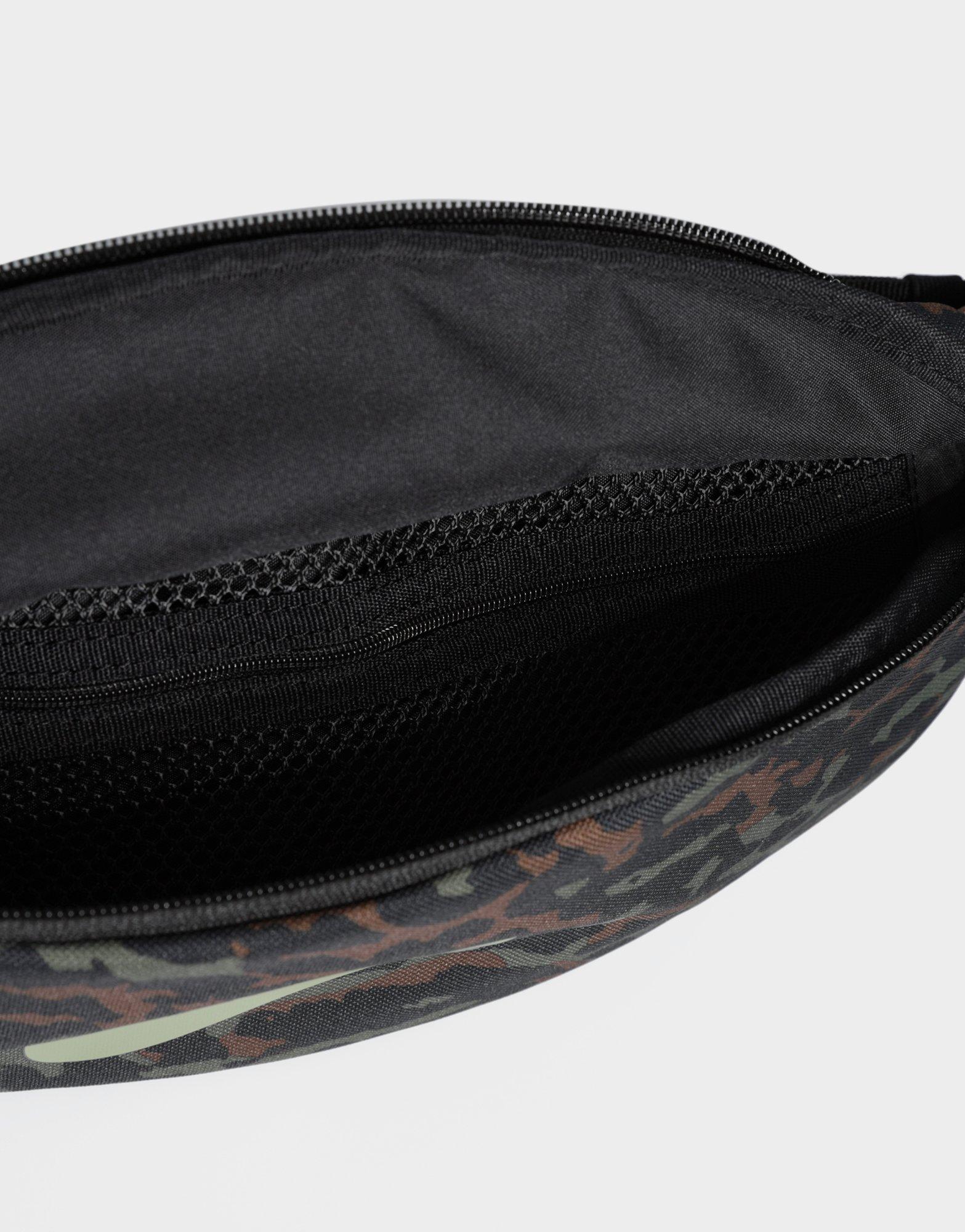 Дамски сак NIKE ЧАНТА NK HERITAGE WAISTPACK - CAMINAL FB2845-010 Черен