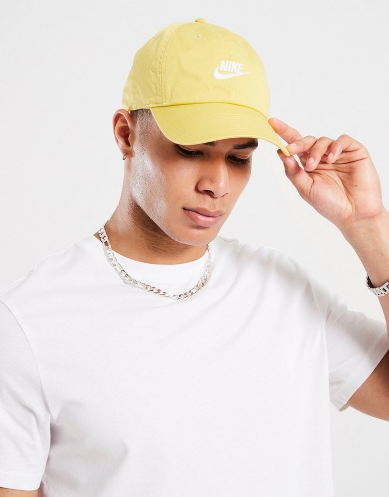 Dámska čiapka NIKE ČIAPKA NIKE CLUB FB5368-700 Zlatá