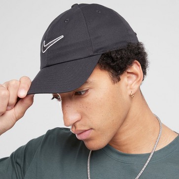 Șapcă pentru femei NIKE CACIULA U NK CLUB CAP U CB SWSH L