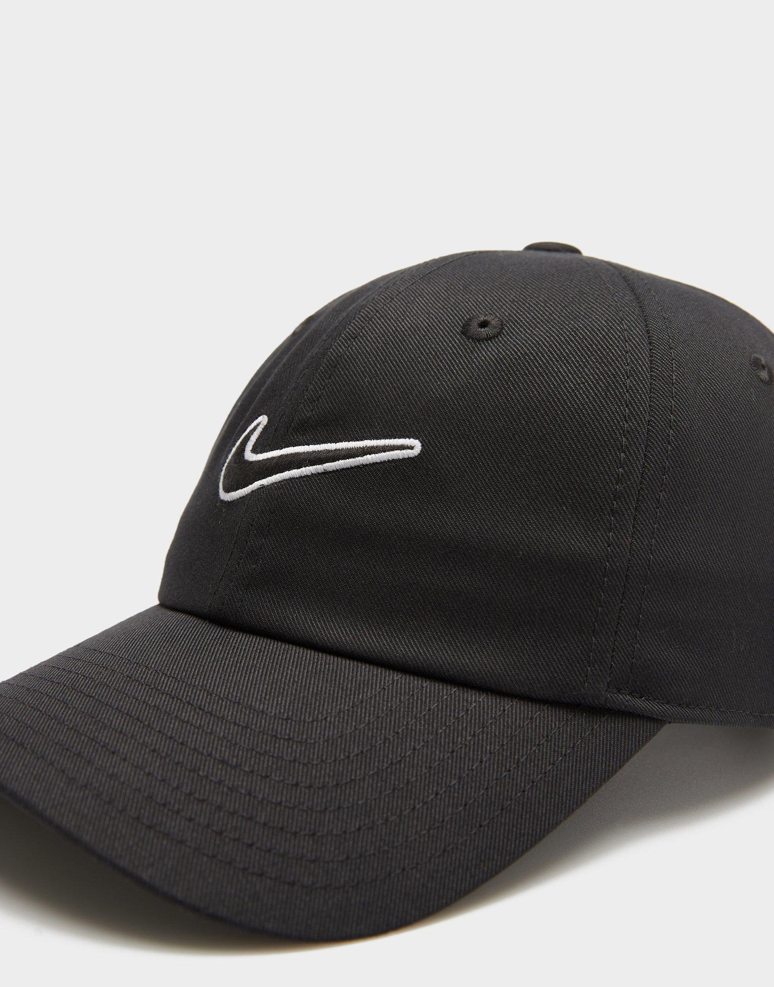 Дамска шапка NIKE ШАПКА U NK CLUB CAP U CB SWSH L FB5369-010 Черен