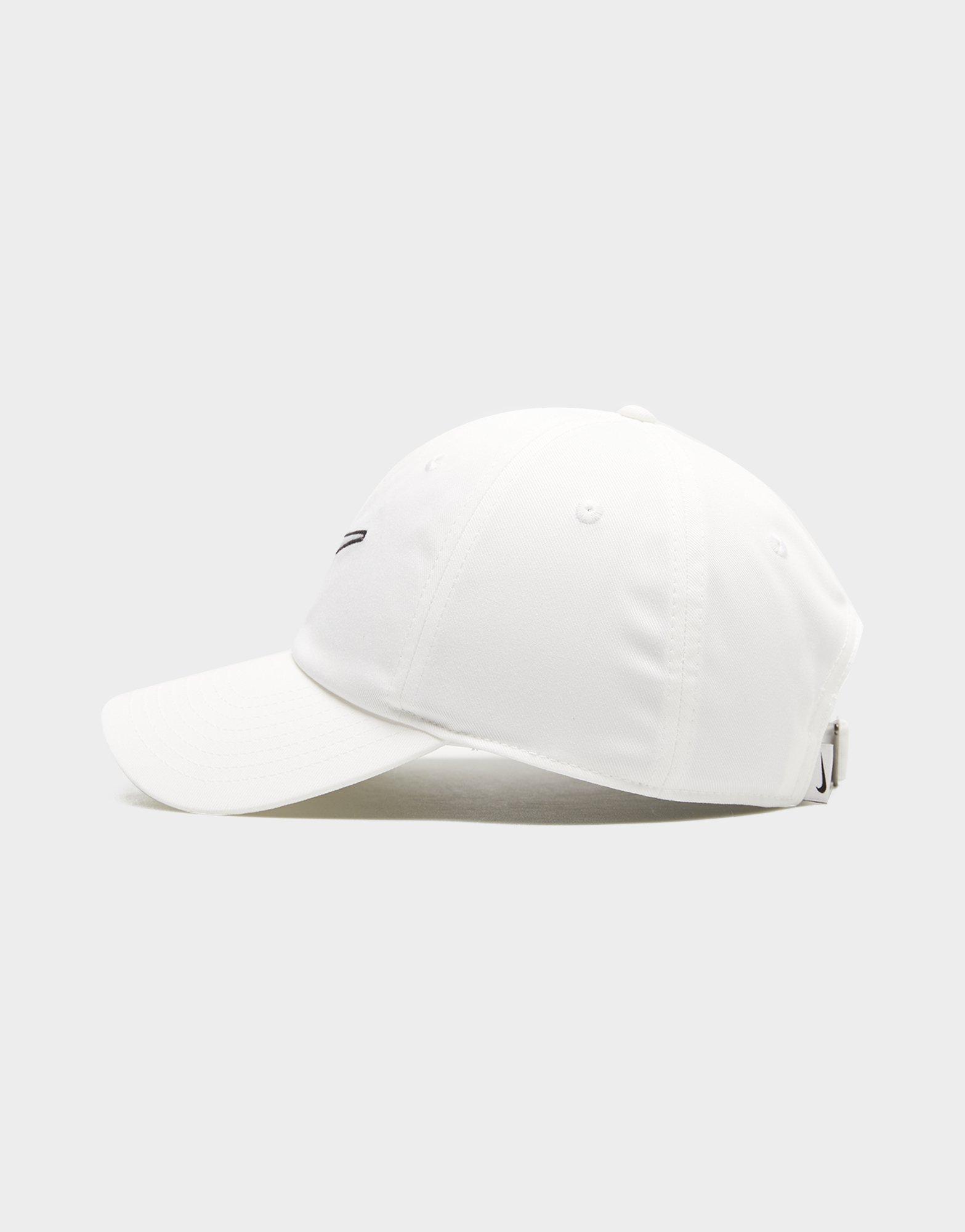 Czapka z daszkiem damska NIKE CZAPKA U NK CLUB CAP U CB SWSH L FB5369-100 Biały