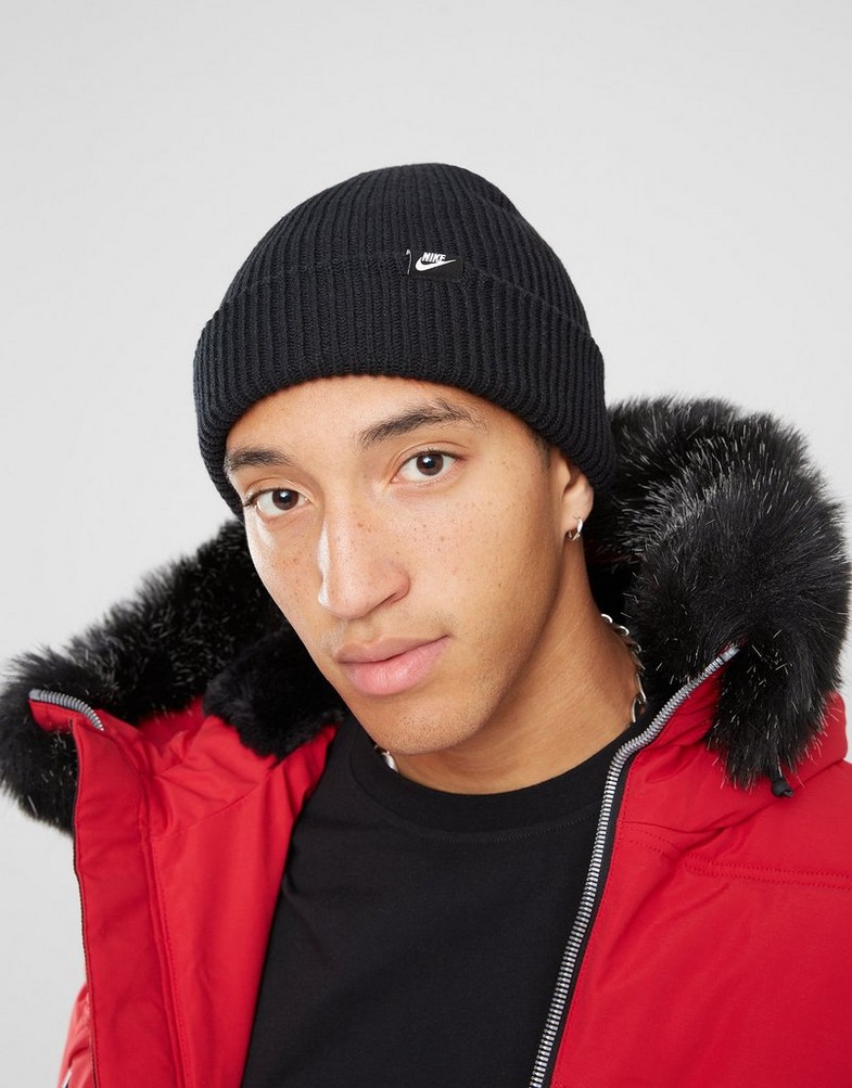 Жіночі зимові шапки NIKE КЕПКА U NK TERRA BEANIE SC FUT L FB6525-010 Чорний
