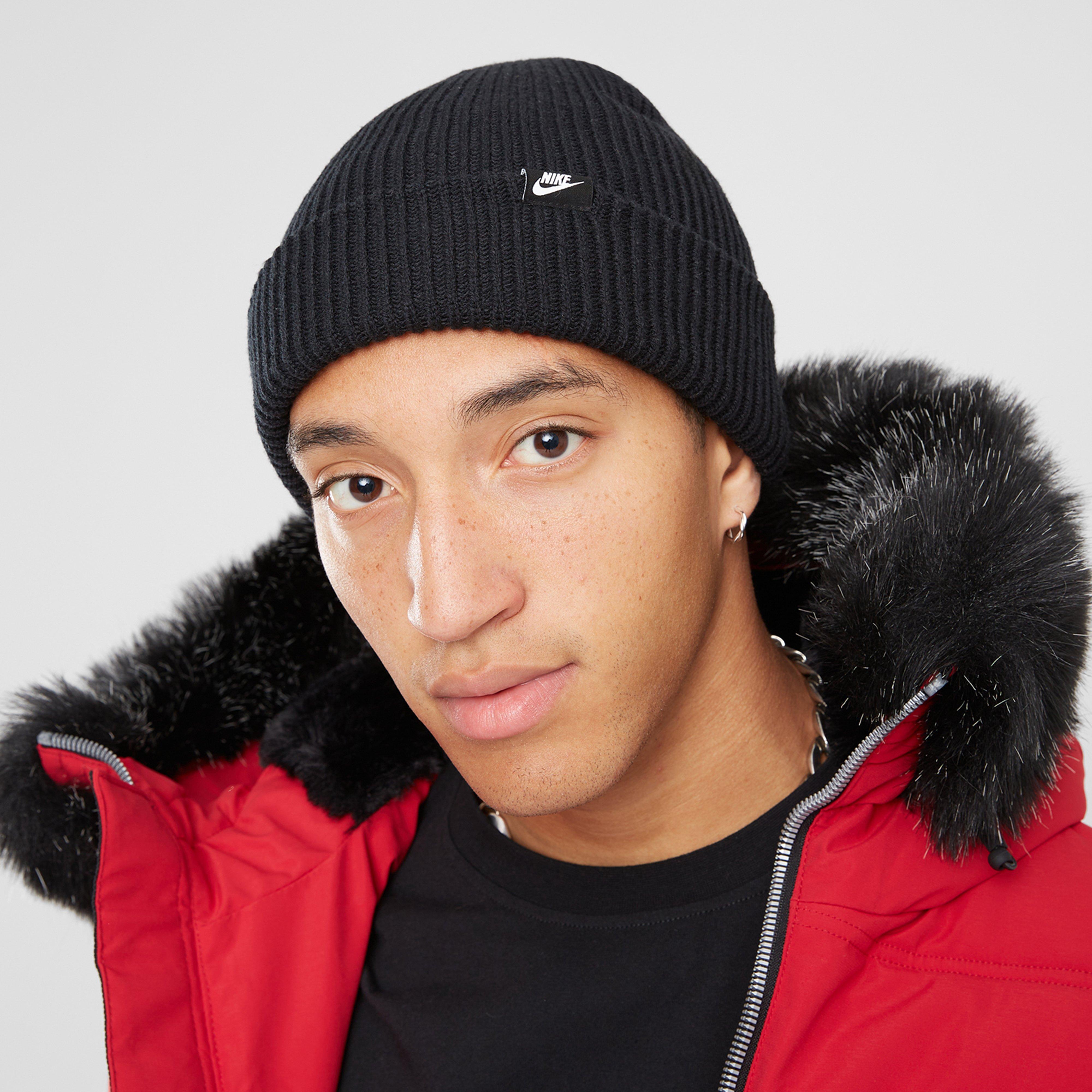 Дамска зимна шапка NIKE ШАПКА U NK TERRA BEANIE SC FUT L