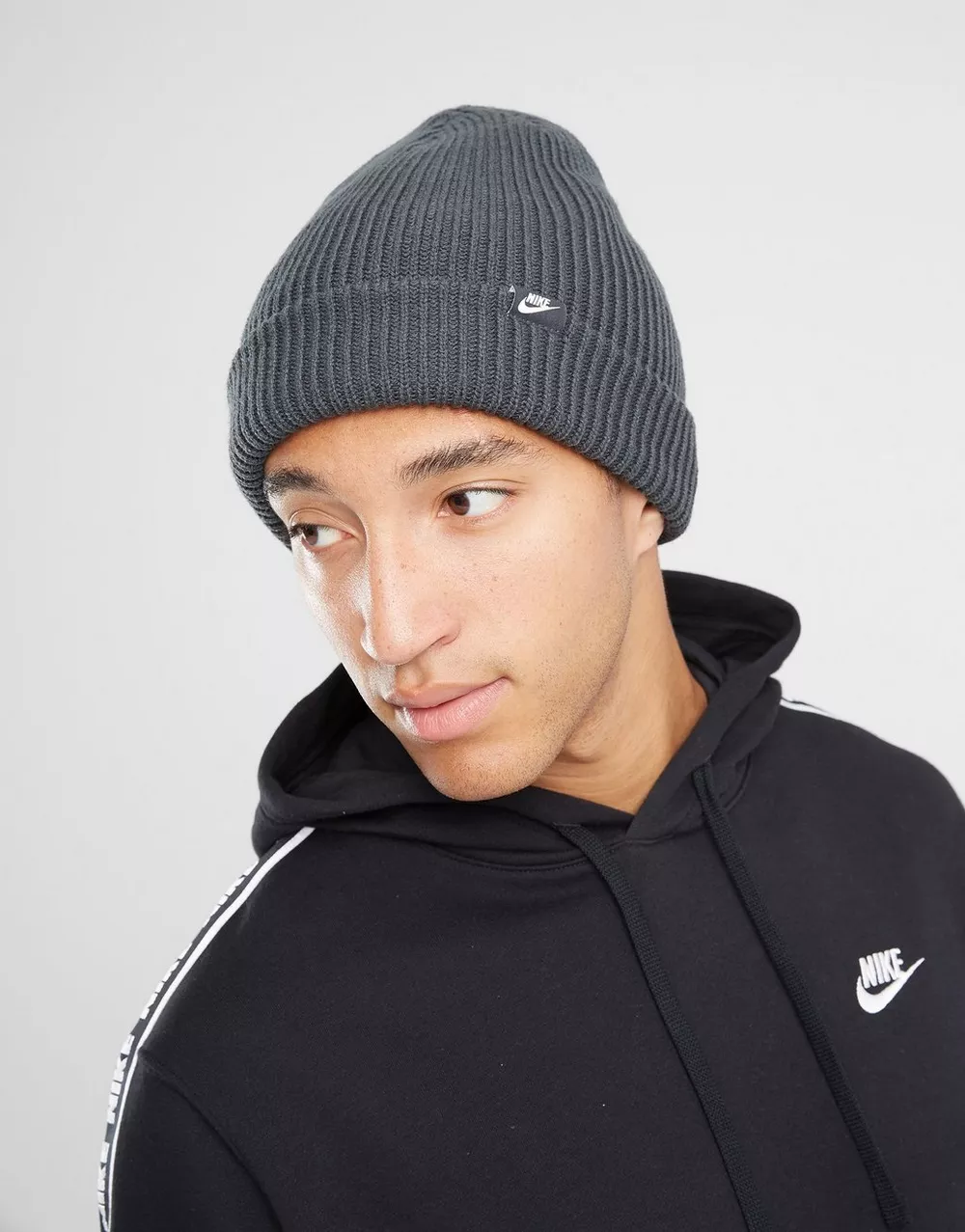 NIKE КЕПКА U NK PEAK BEANIE SC FUT L, фото 1 з 3