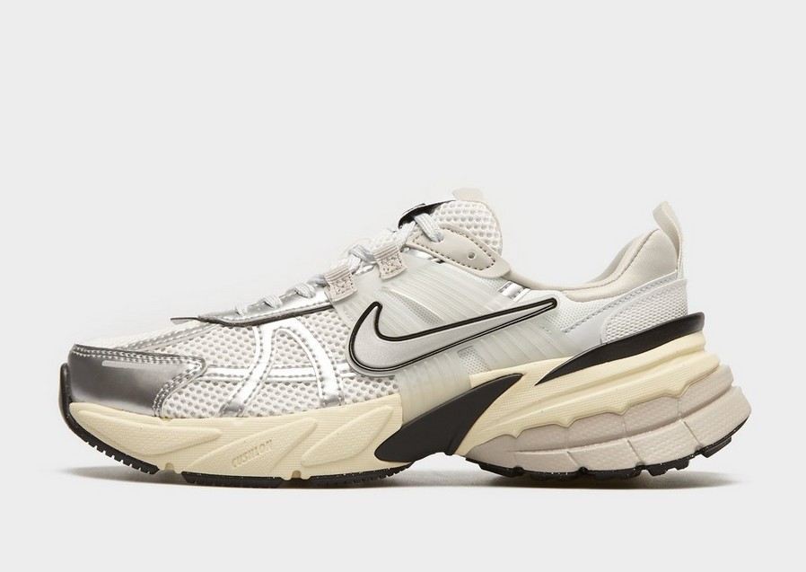 Kedai moterims NIKE V2K RUN FD0736-100 Sidabrinė