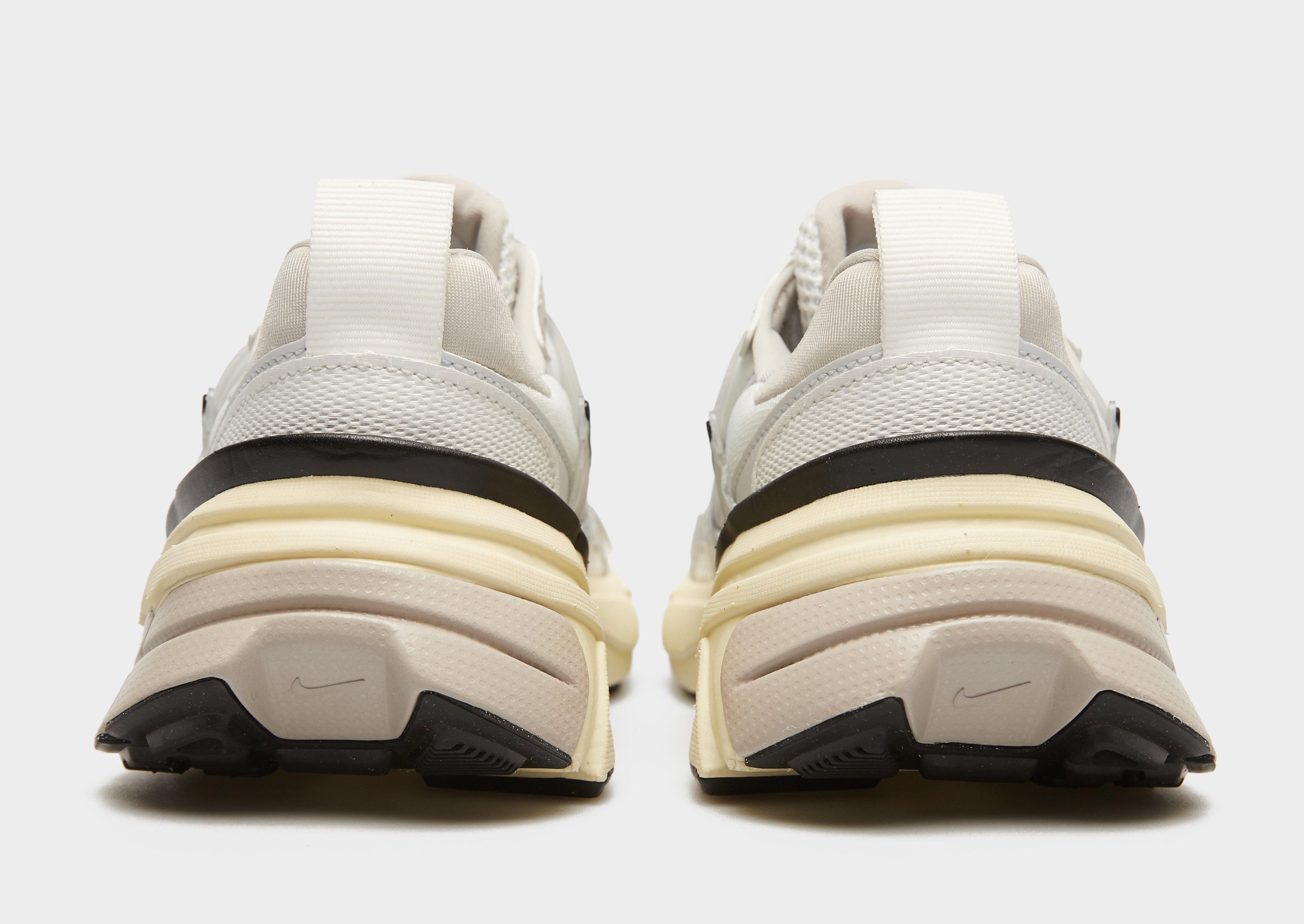 靴 Nike v2k run Nike Sportswear V2K RUN - Sneakersy niskie/beżowy - Zalando.pl