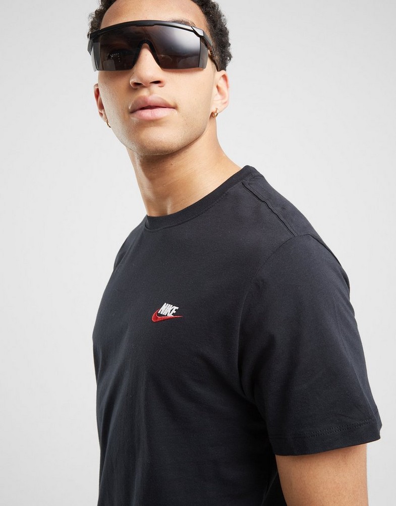 Férfi póló NIKE PÓLÓ M NSW CLUB DT TEE TEE TABLE FD1184-011 Fekete