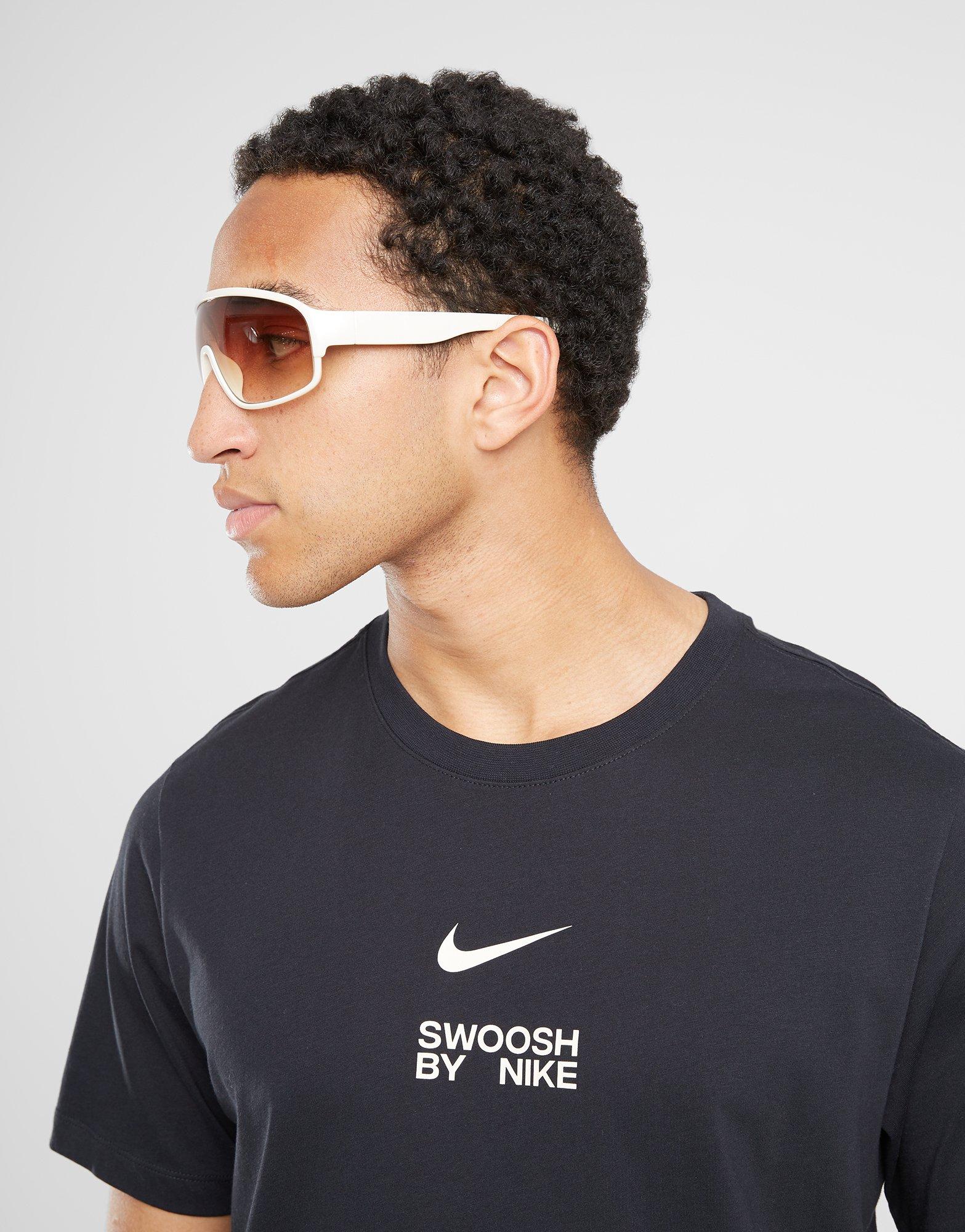 Vyriški marškiniai NIKE MARŠKINĖLIAI NIKE SPORTWEAR FD1244-010 Juoda