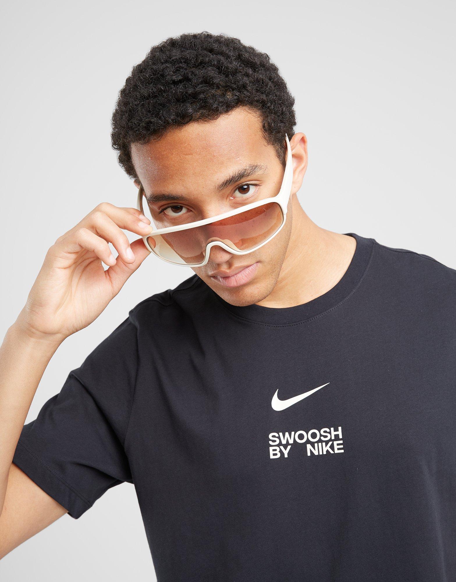 Vyriški marškiniai NIKE MARŠKINĖLIAI NIKE SPORTWEAR FD1244-010 Juoda