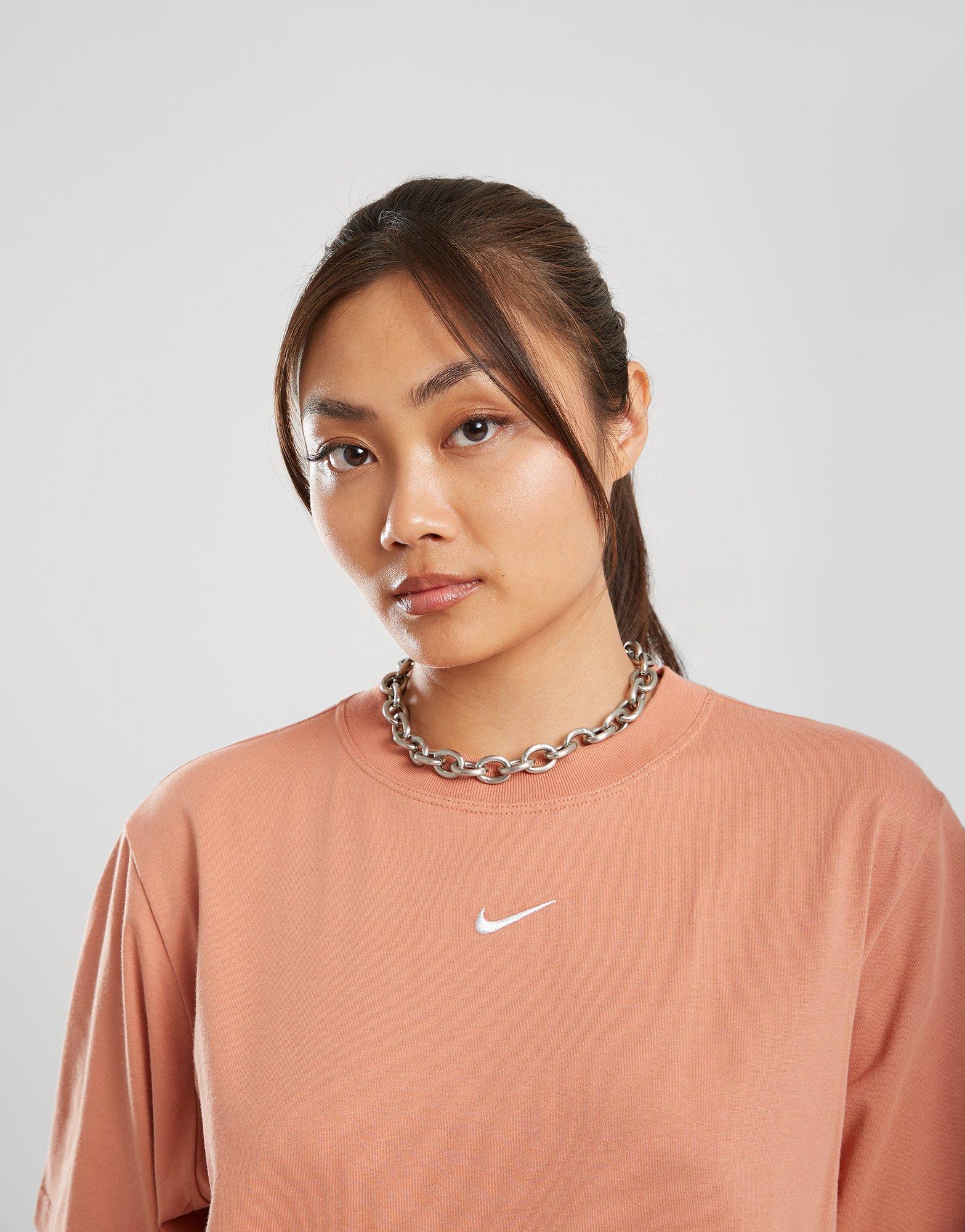 Tricou pentru femei NIKE TRICOU W NSW TEE ESSNTL LBR FD4149-212 Coral