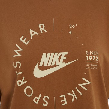 Koszulka, t-shirt damski NIKE T-SHIRT UTILITY BF TEE AL'BRWN TEE