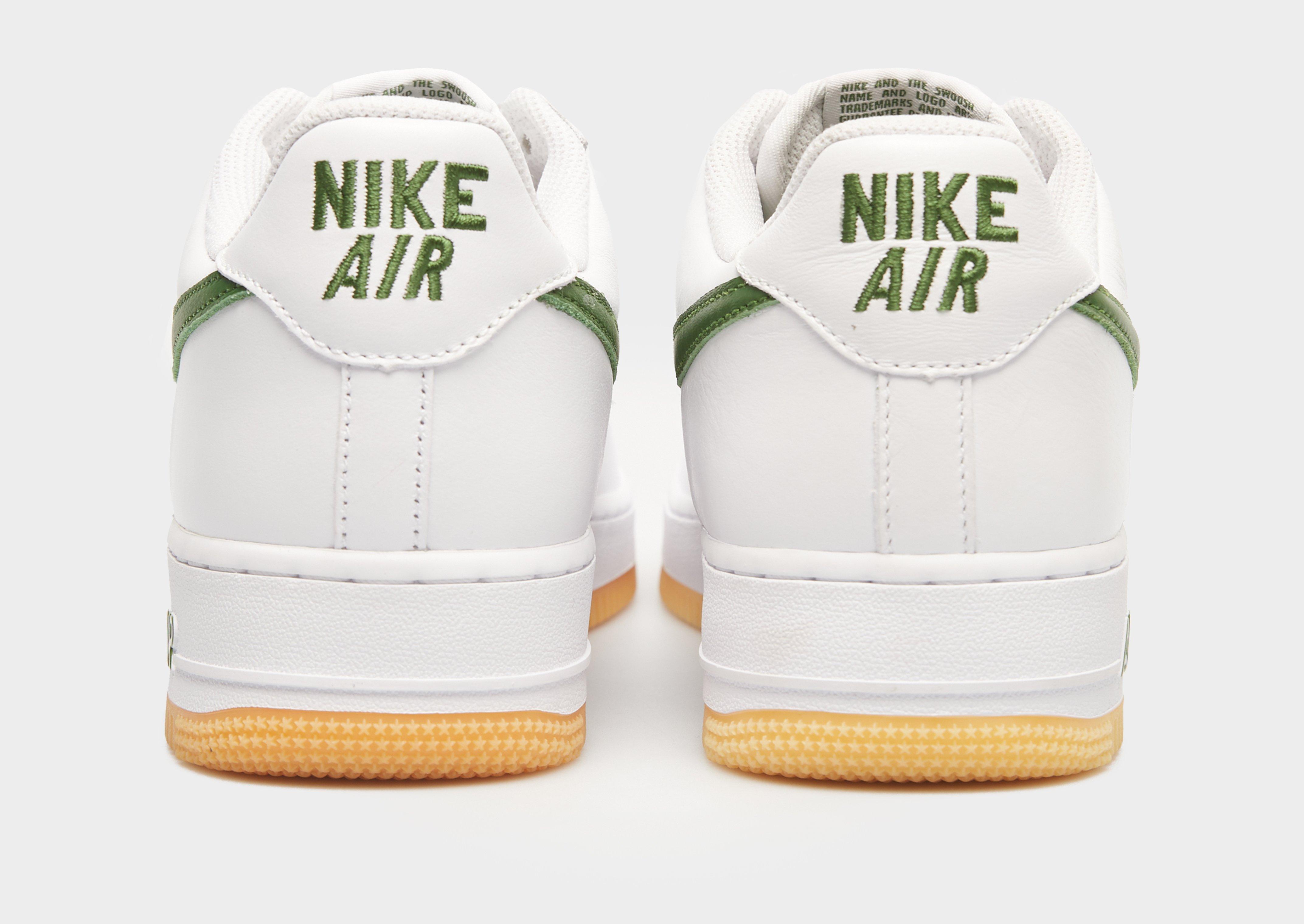 Kedai vyrams NIKE AIR FORCE 1 LOW RETRO QS FD7039-101 Balta