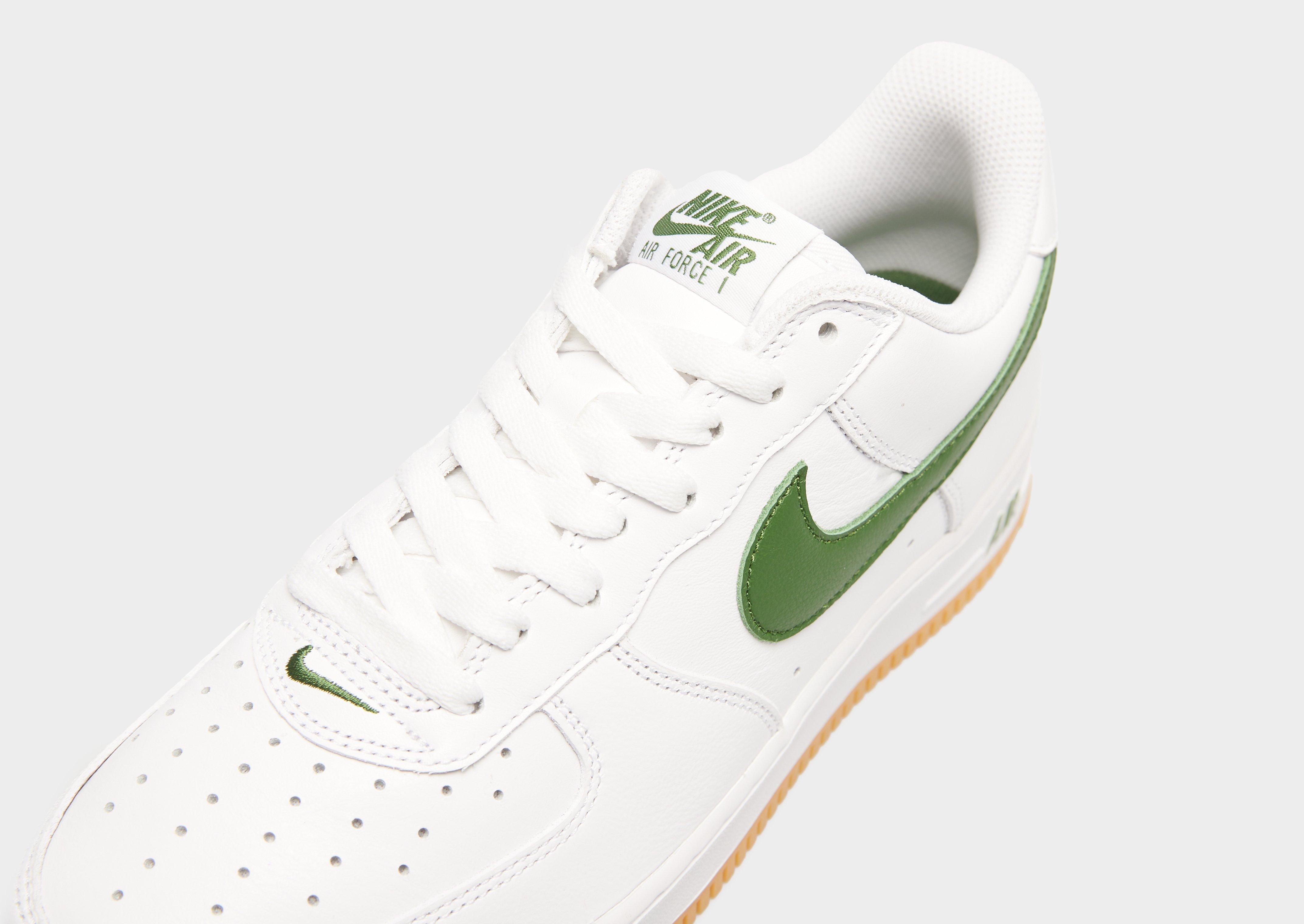 Kedai vyrams NIKE AIR FORCE 1 LOW RETRO QS FD7039-101 Balta