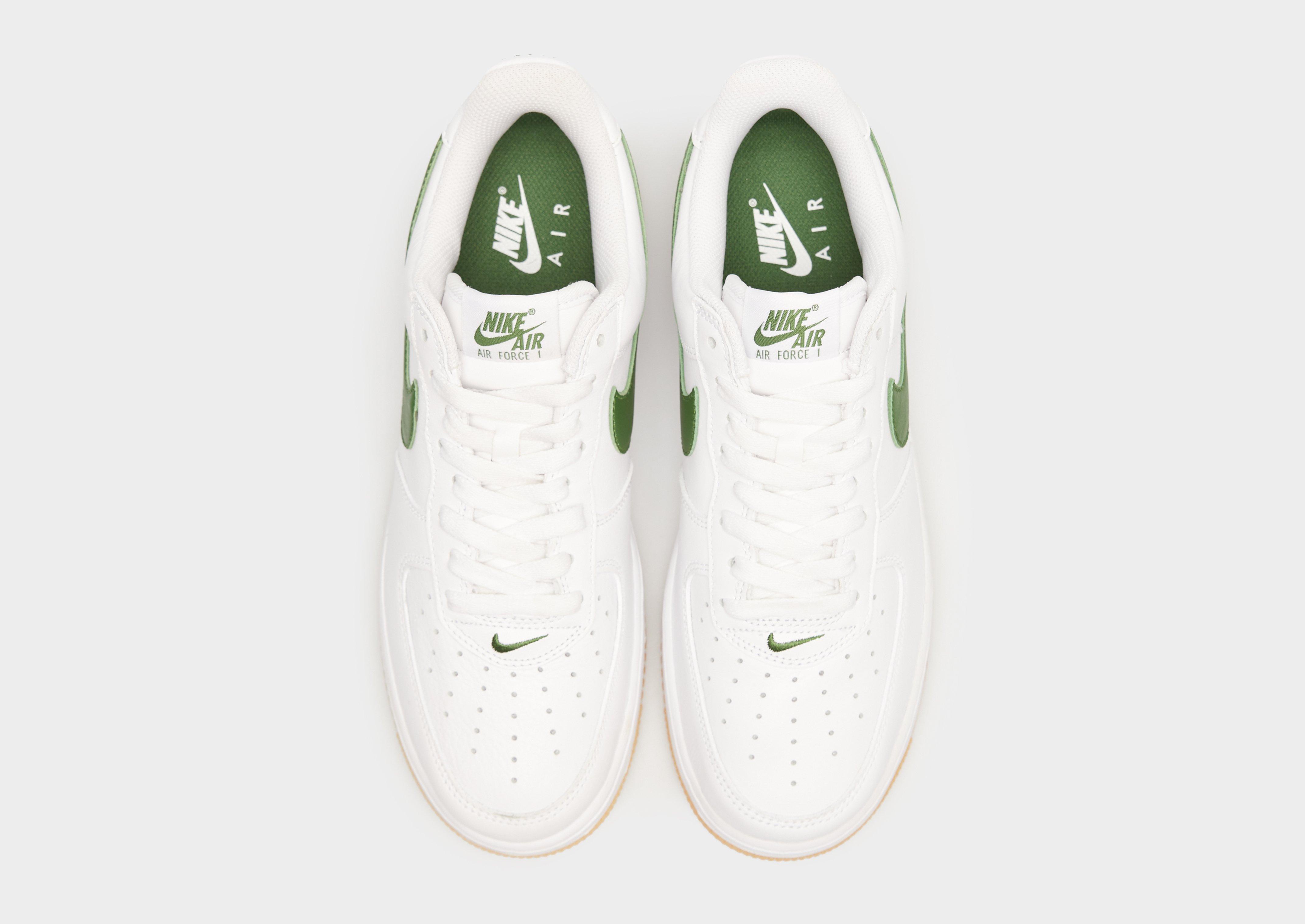 Kedai vyrams NIKE AIR FORCE 1 LOW RETRO QS FD7039-101 Balta