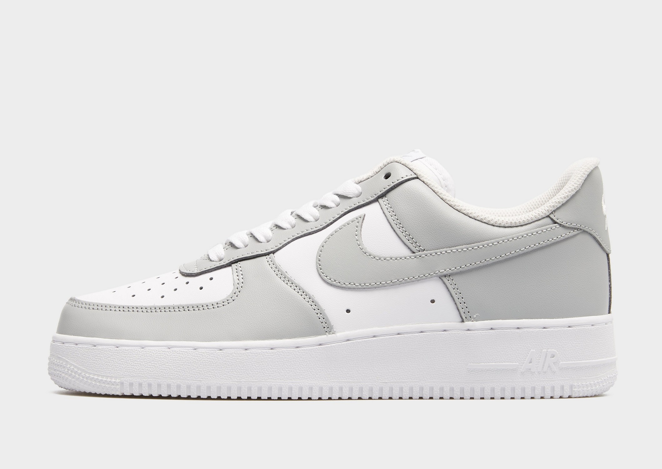 Nike Air Force 1 '07
