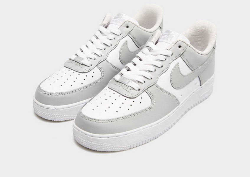 Nike Air Force 1 ’07