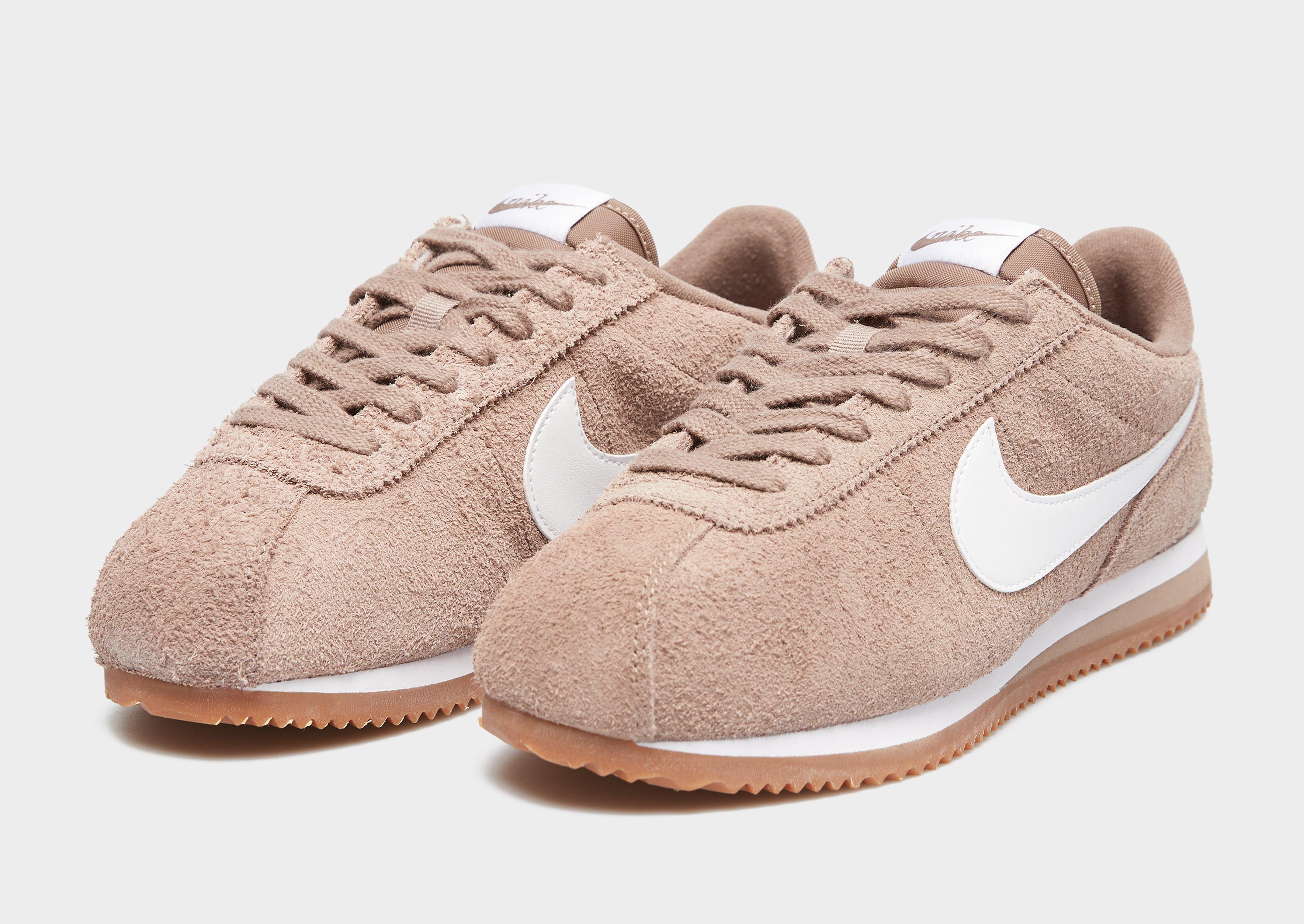 Adidași de damă NIKE CORTEZ VINTAGE SUEDE FJ2530-200 Maro