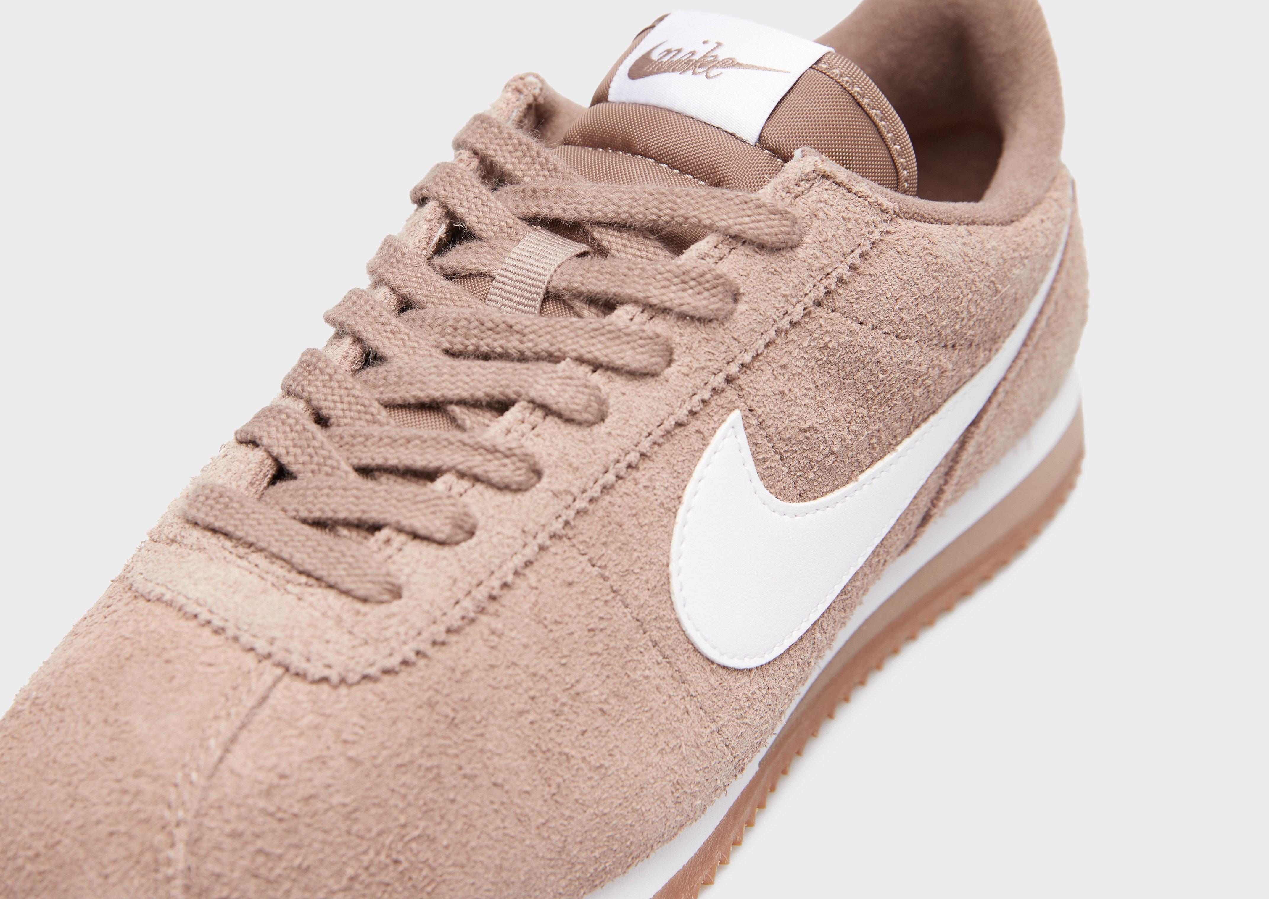 Adidași de damă NIKE CORTEZ VINTAGE SUEDE FJ2530-200 Maro