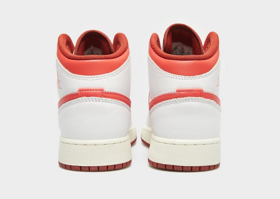 Gyerek sneakers AIR JORDAN 1 MID SE (GS) FJ3464-160 Fehér
