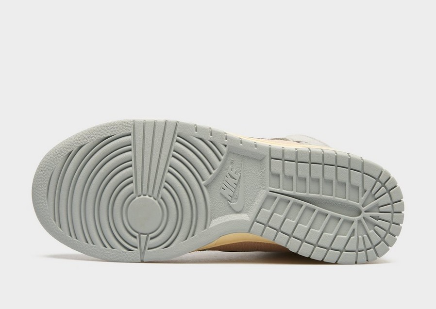 Adidași pentru bărbați NIKE DUNK HI RETRO SE FJ4191-200 Bej