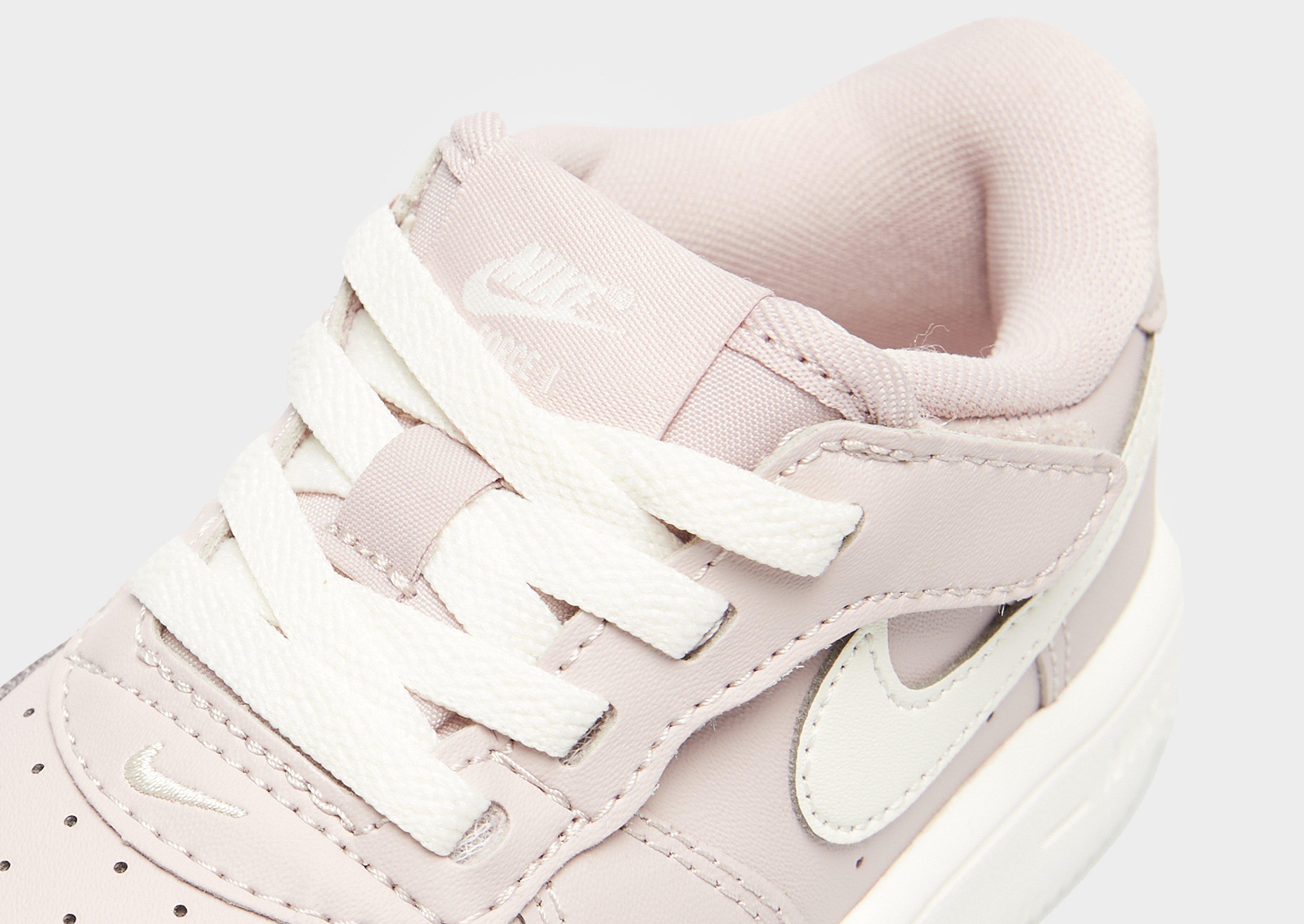 Adidași pentru copii NIKE FORCE 1 LOW EASYON BT FN0236-601 Roz