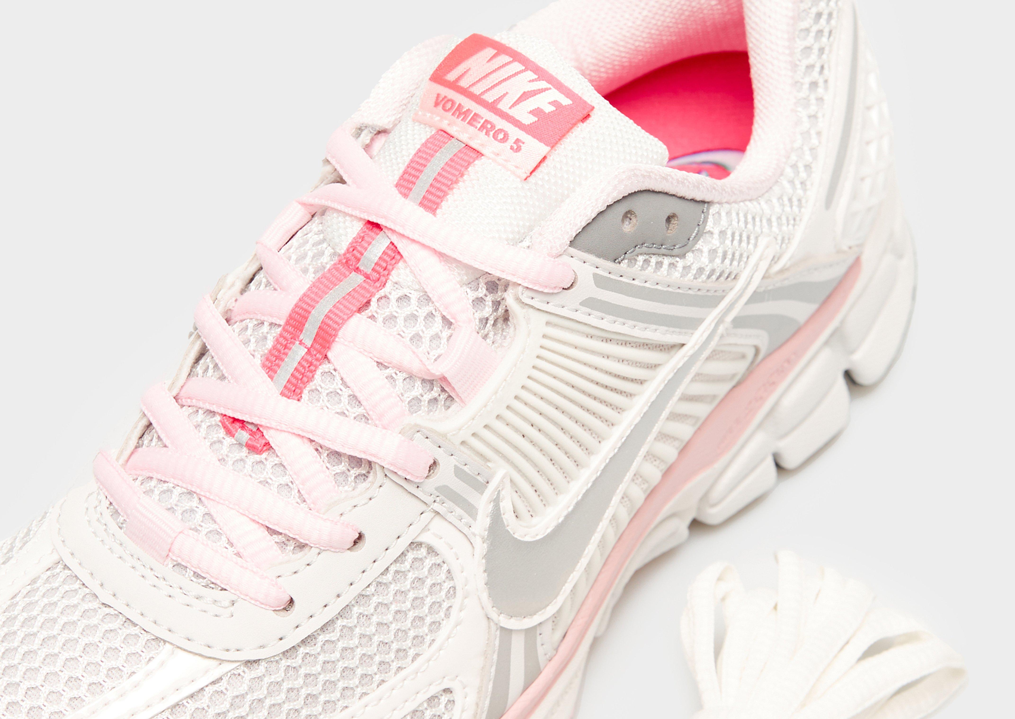 Adidași de damă NIKE W ZOOM VOMERO 5 GCEL CN FN3695-001 Roz