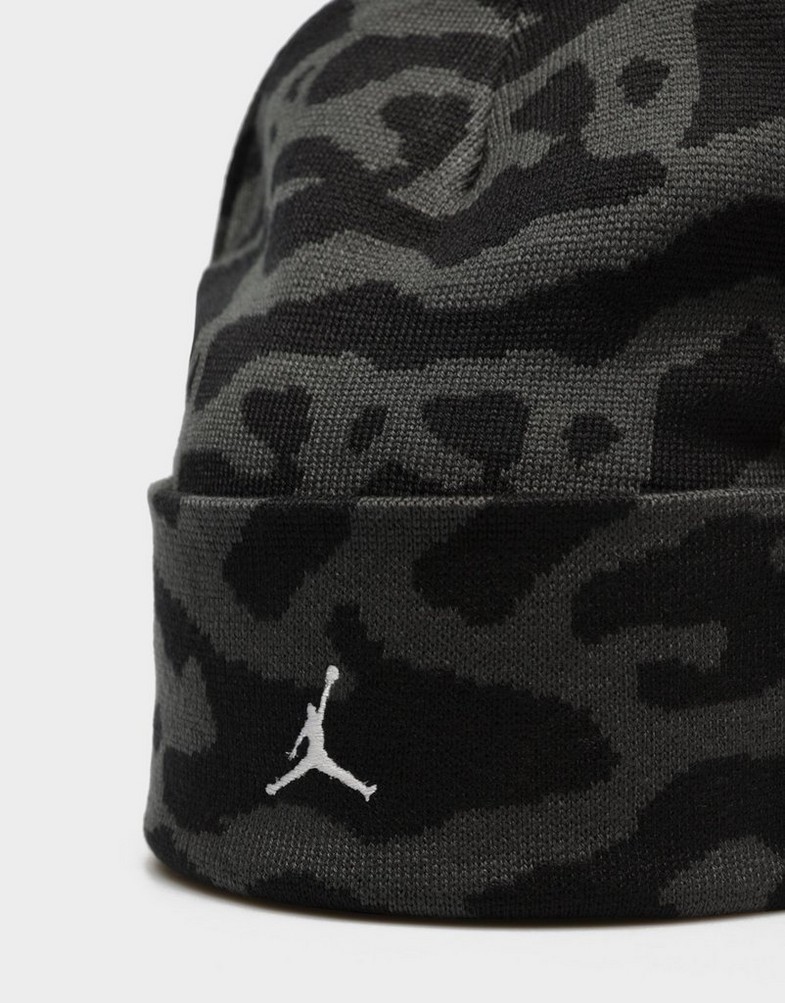 Жіночі зимові шапки ШАПКА JORDAN U J PEAK BEANIE ELE  FN4671-010 Чорний